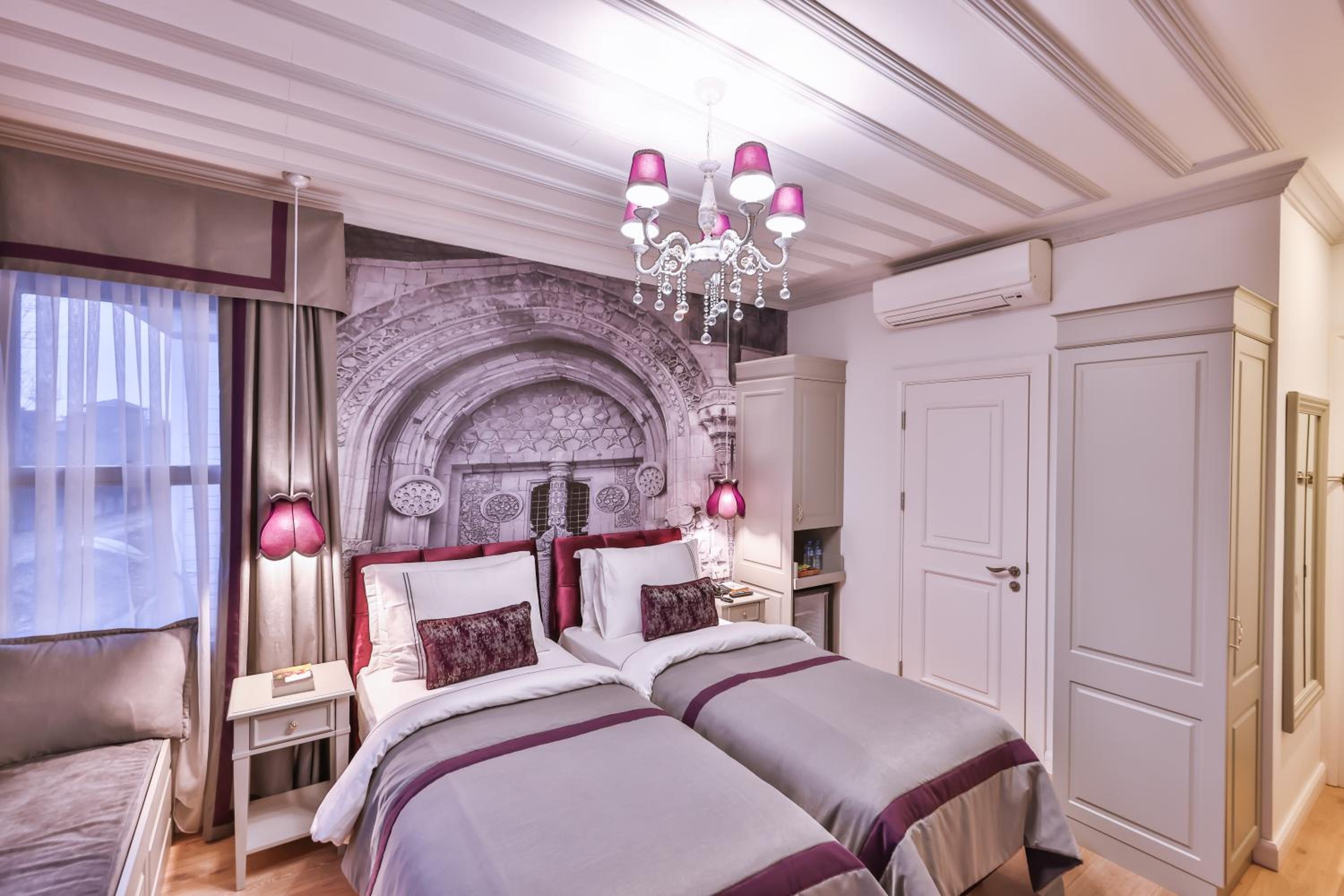 9 Doors Otel - Image 44