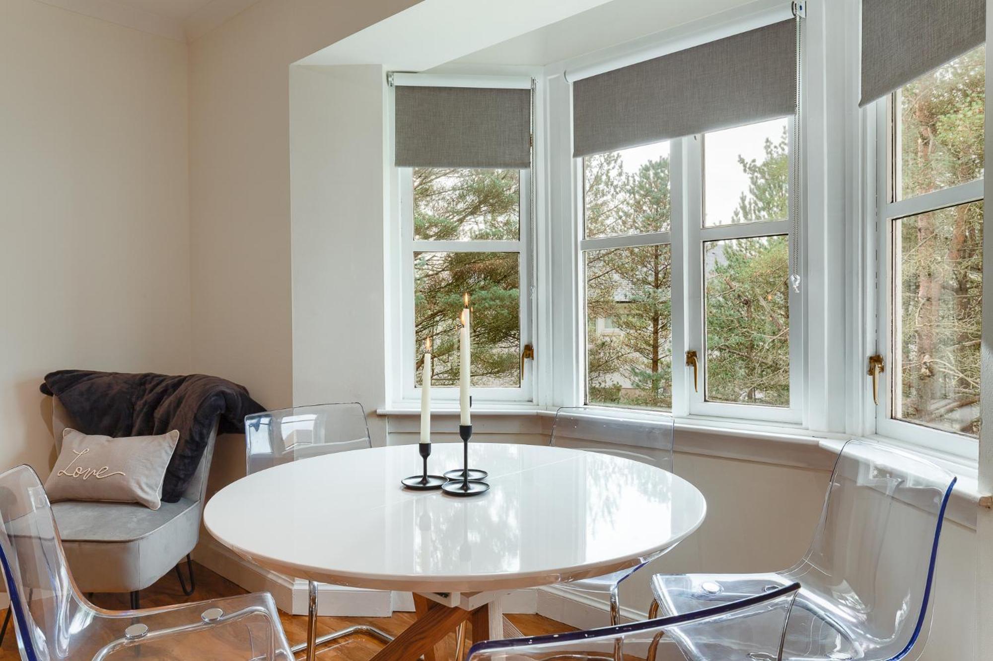 3 bedroom Windsor Garden apartment by Gleneagles view 4
