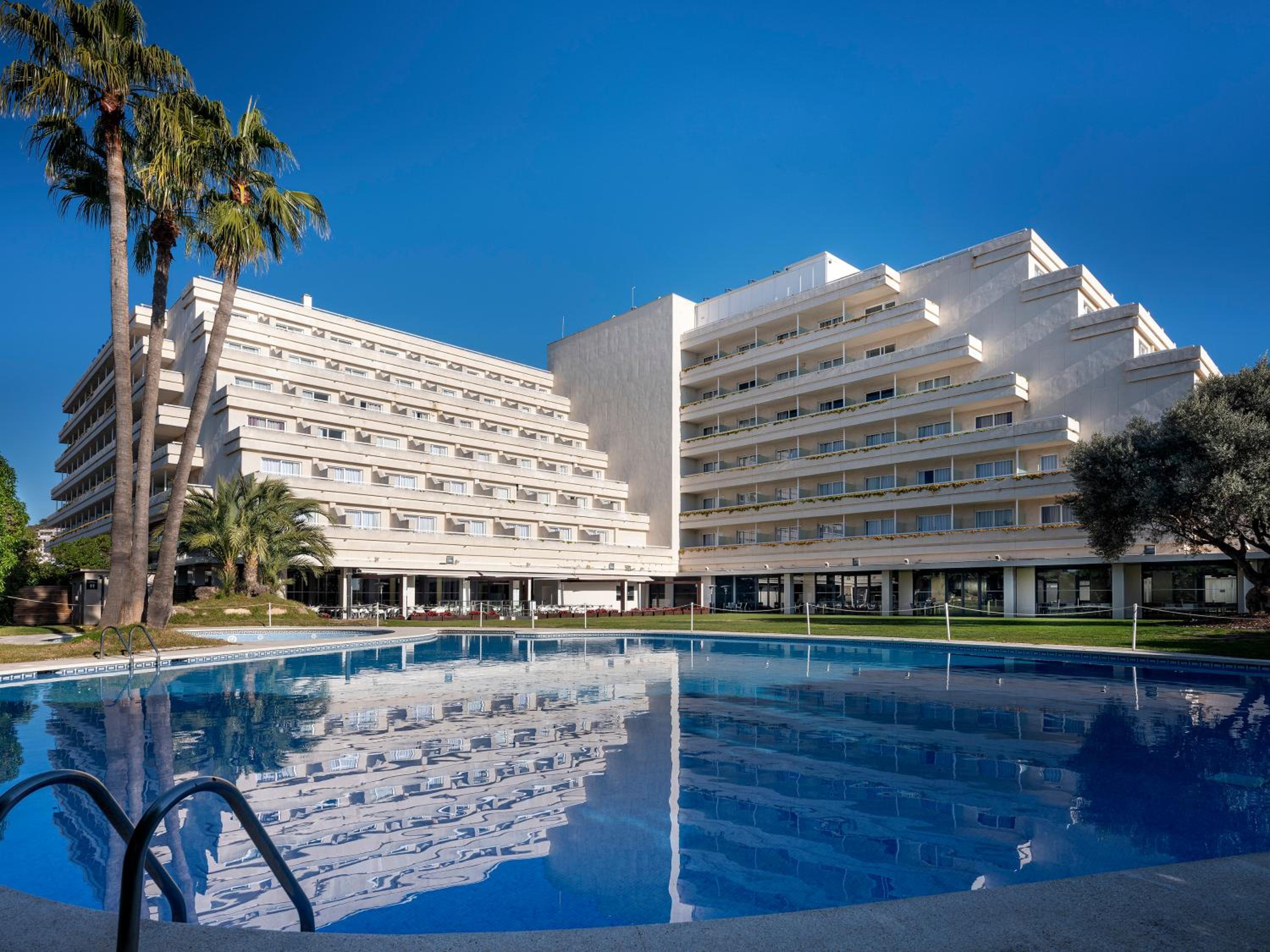 Hotel Melia Sitges - Image 1