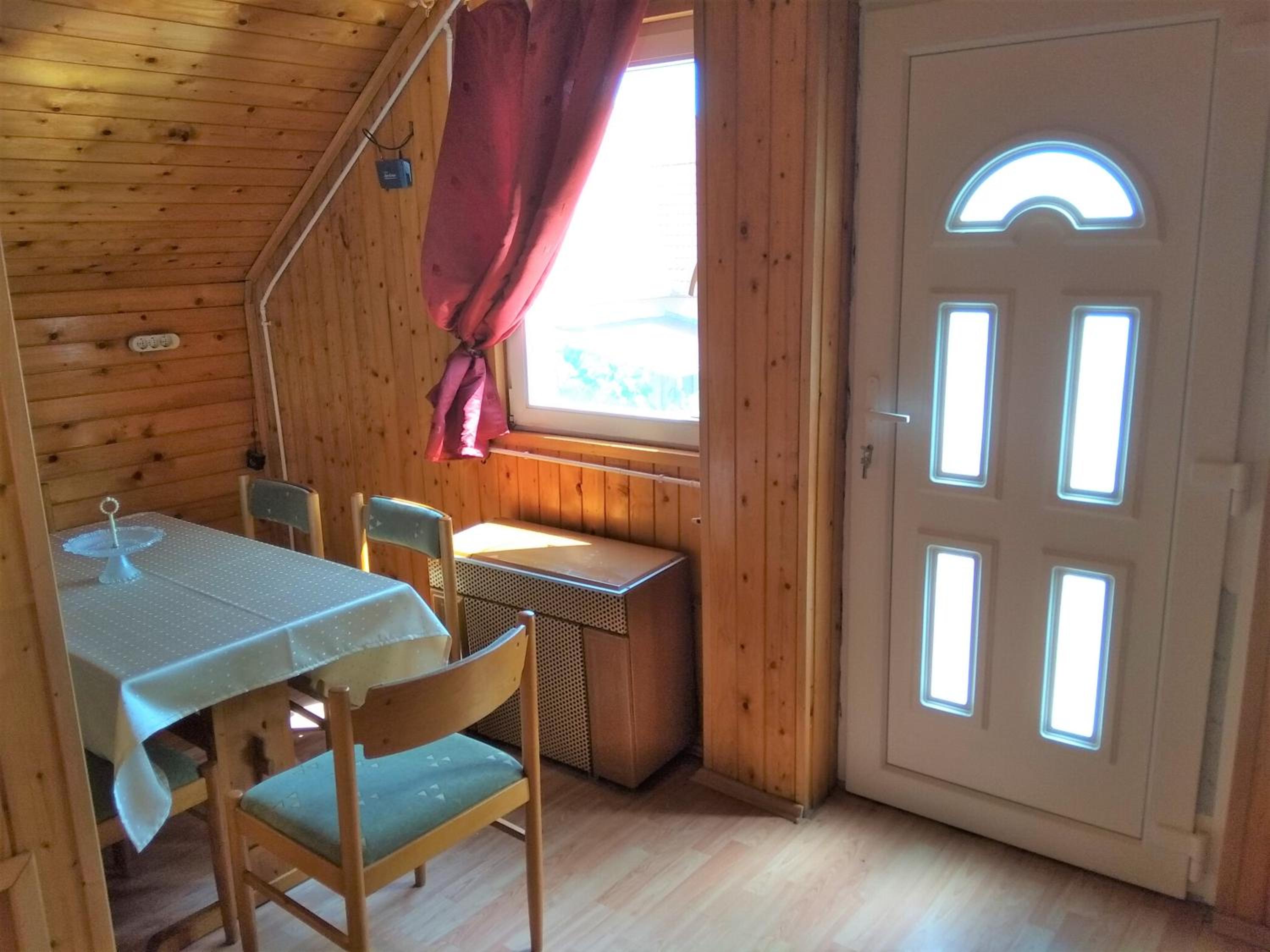 Hanga Apartman view 5