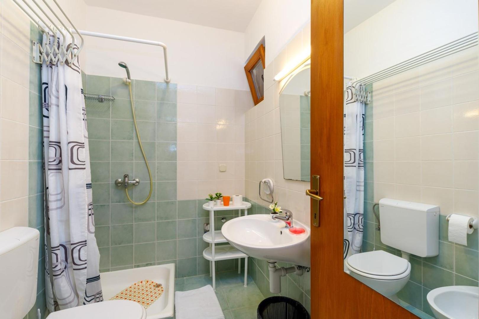 Apartments Pernar - Property Image 16