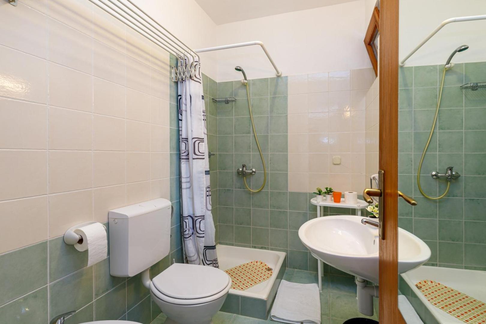 Apartments Pernar - Property Image 12