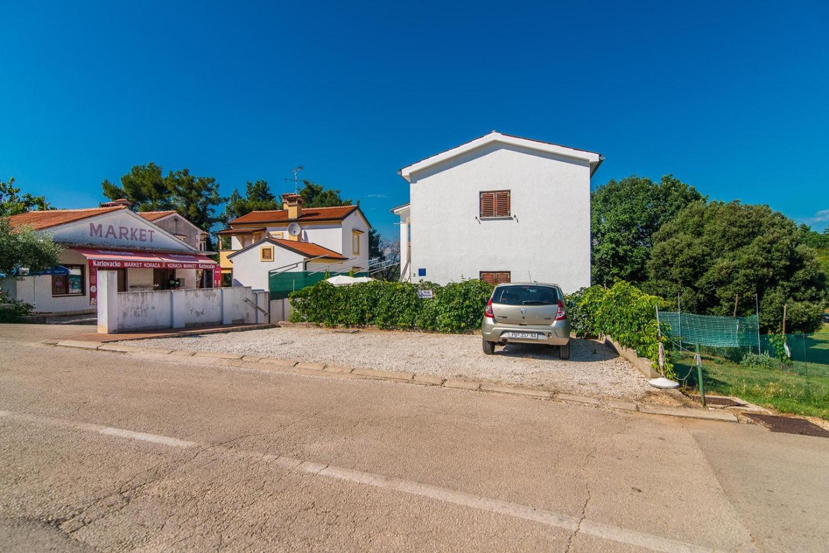 Apartments Pernar - Property Image 8