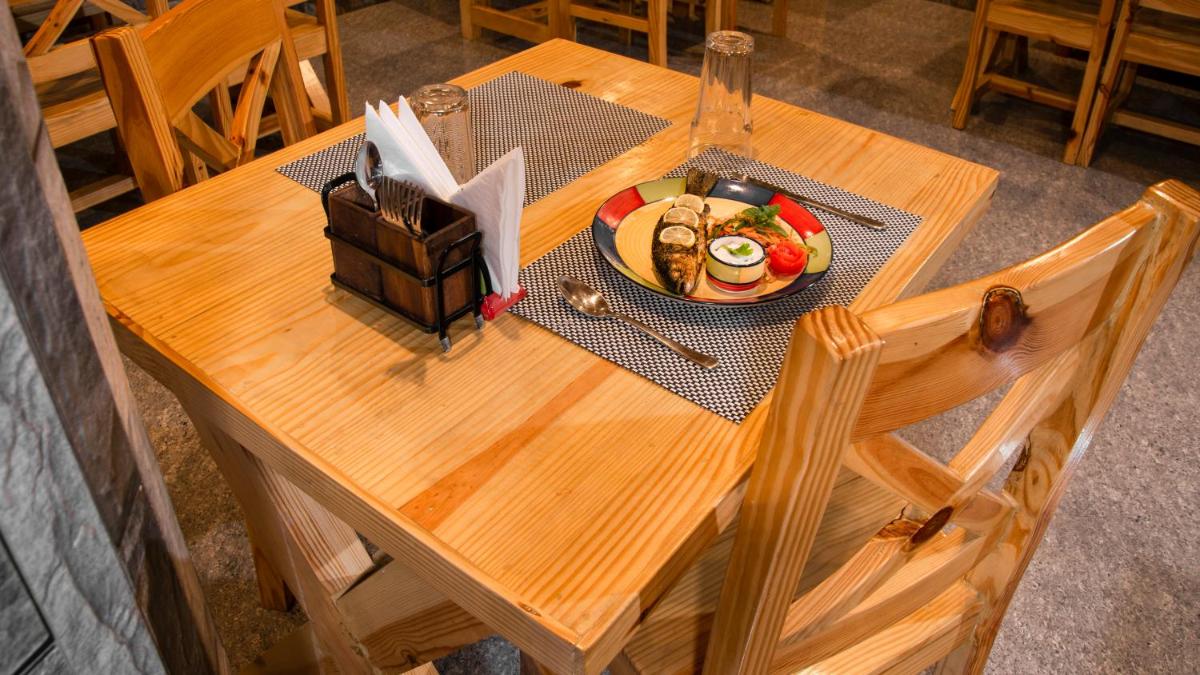 restaurant