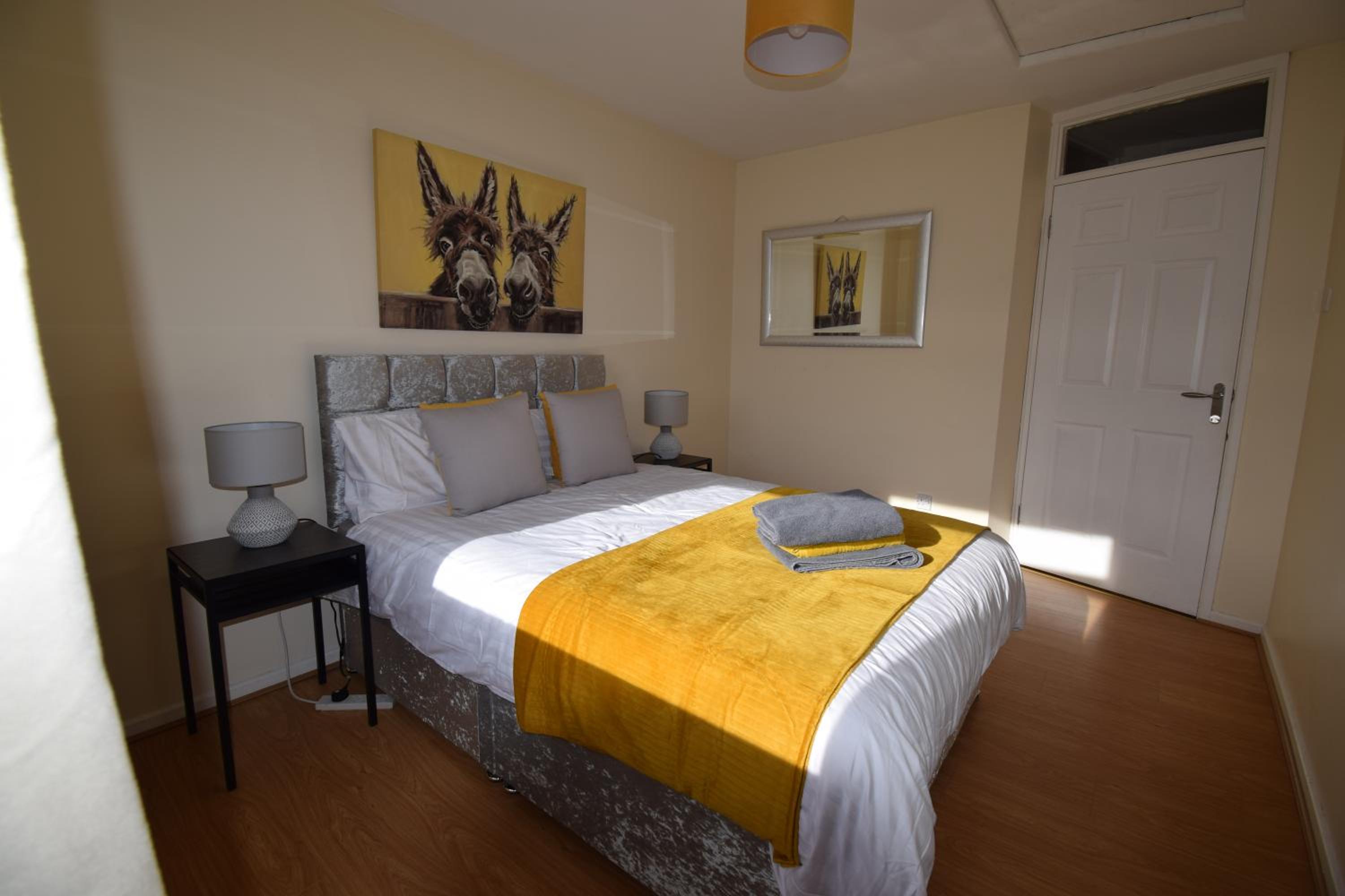 Prime Location Apartment view 2