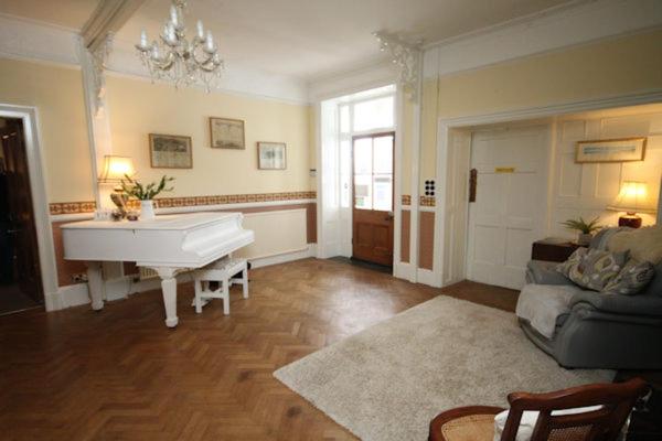 Leahurst Bed and Breakfast view 4