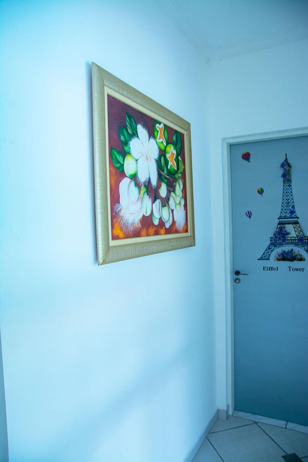 Linda casa com lazer a 500m da praia Guaratuba SP