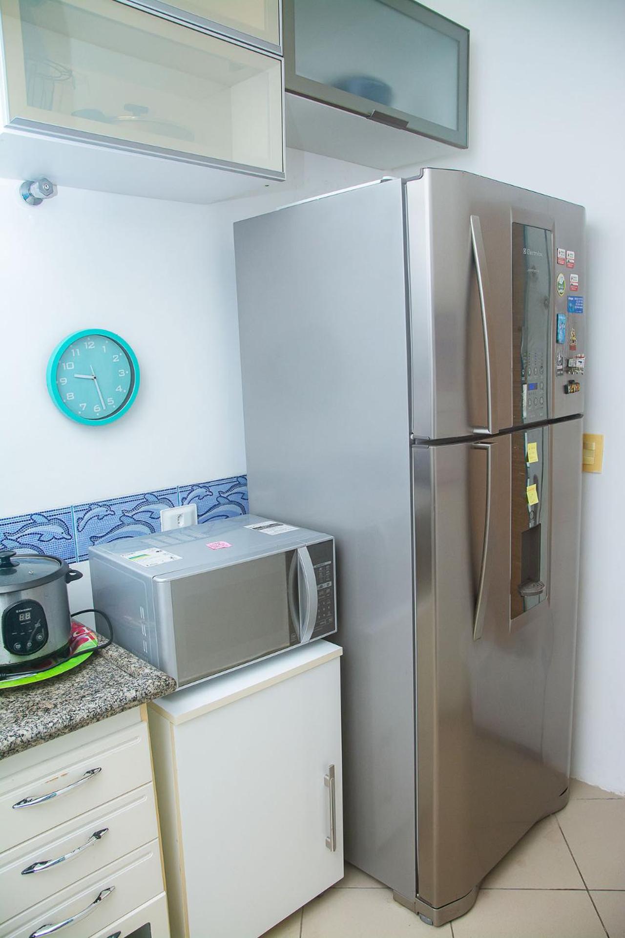 Linda casa com lazer a 500m da praia Guaratuba SP