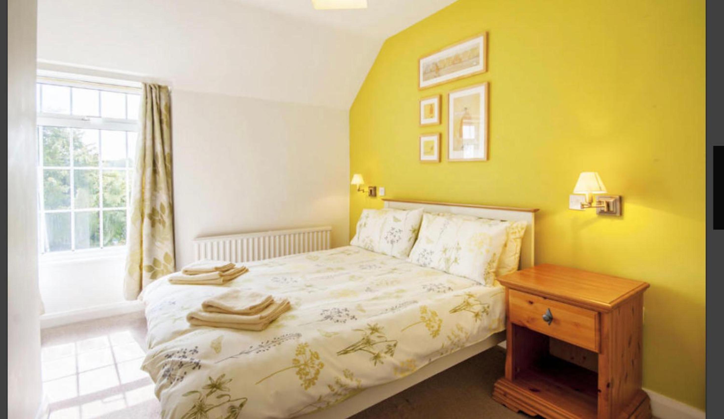 Whittonlodge sleeps28 Hottub pool table view 3