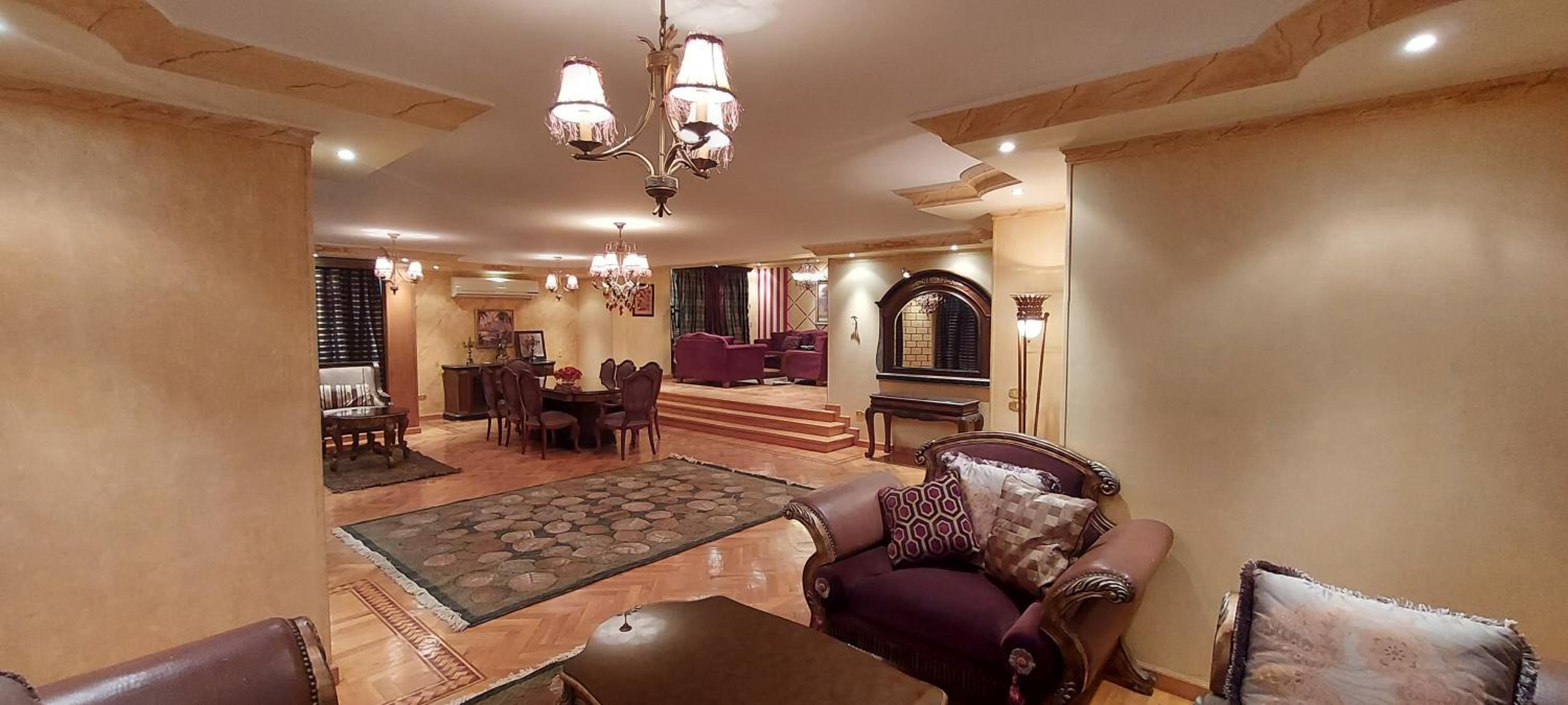 Nasr City Royal