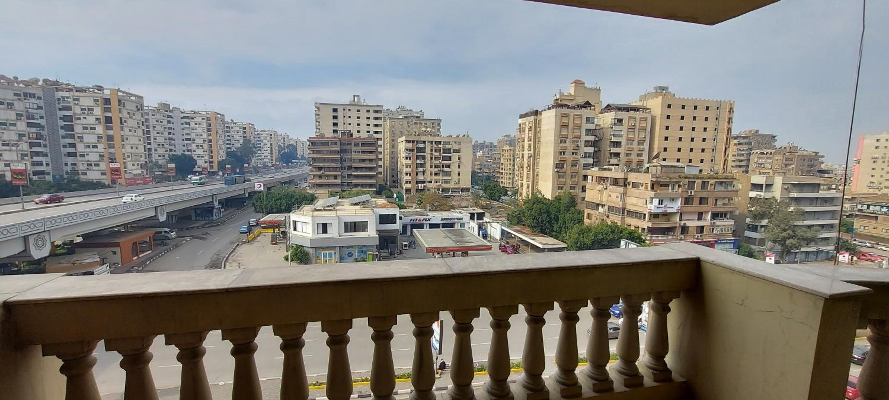 Nasr City Royal