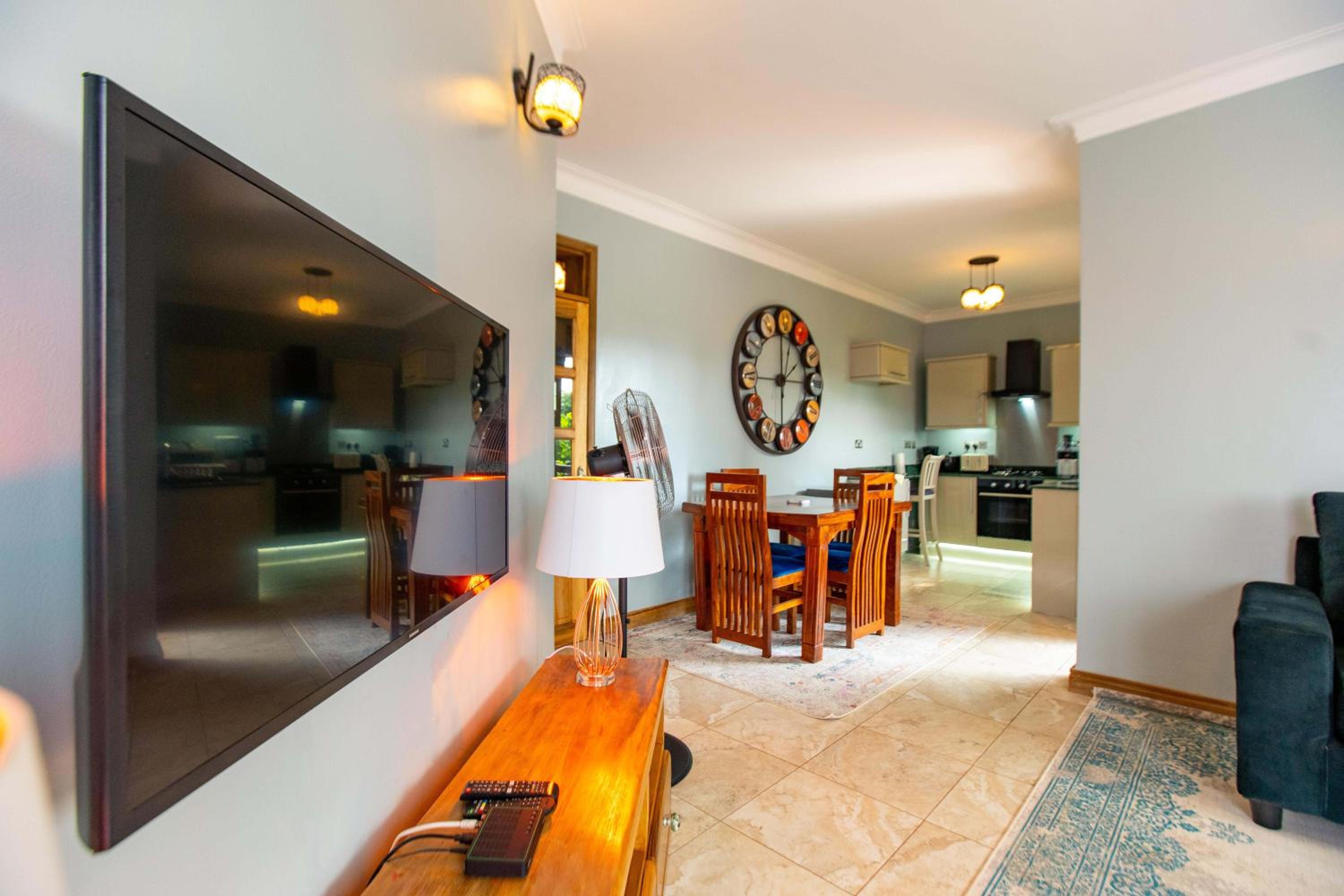 Villa Karibu Serviced Apartments-Kampala