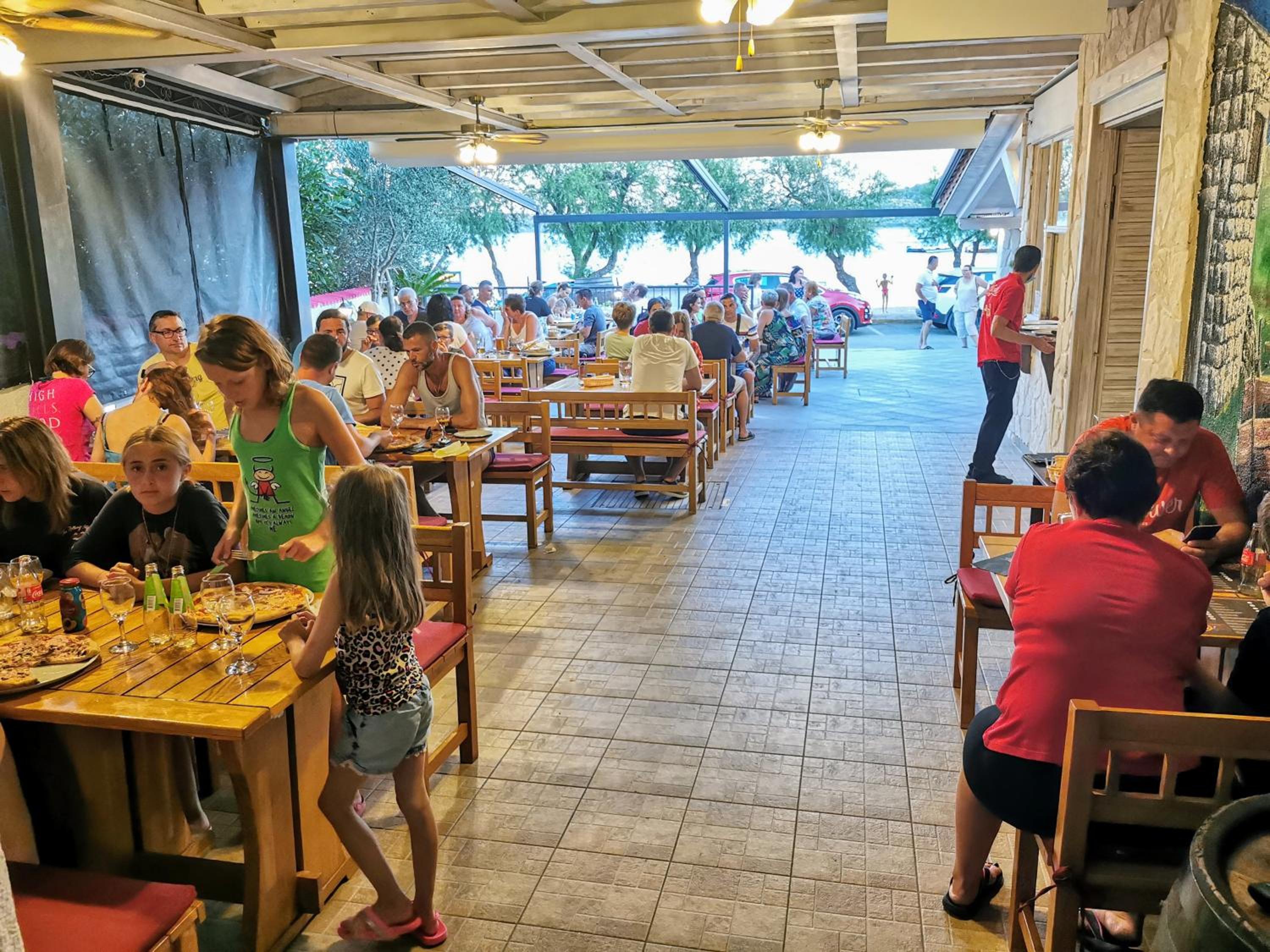 Pansion Karoca