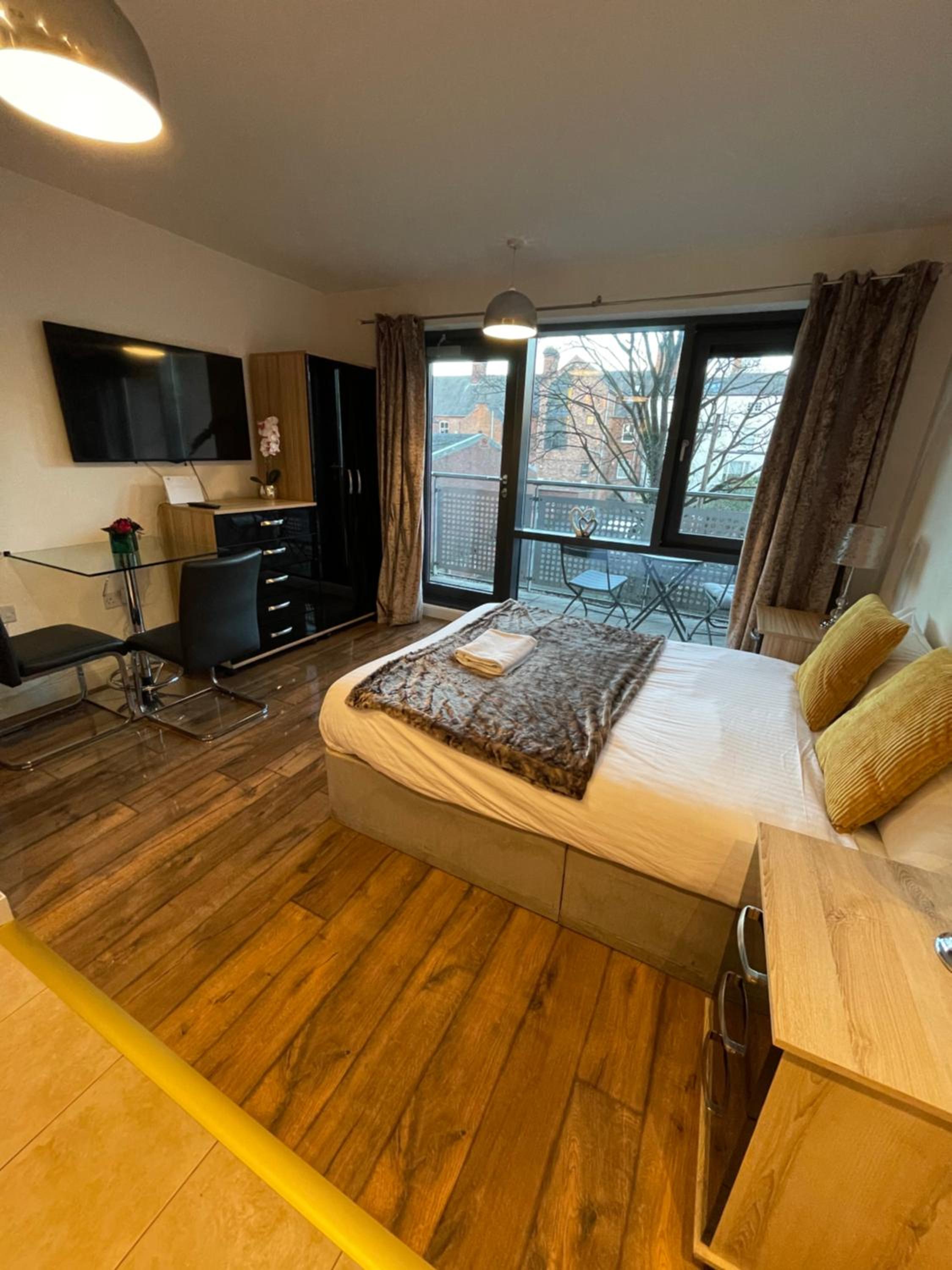 Leicester Vacations - Empire Serviced Apartments - Property Image 36