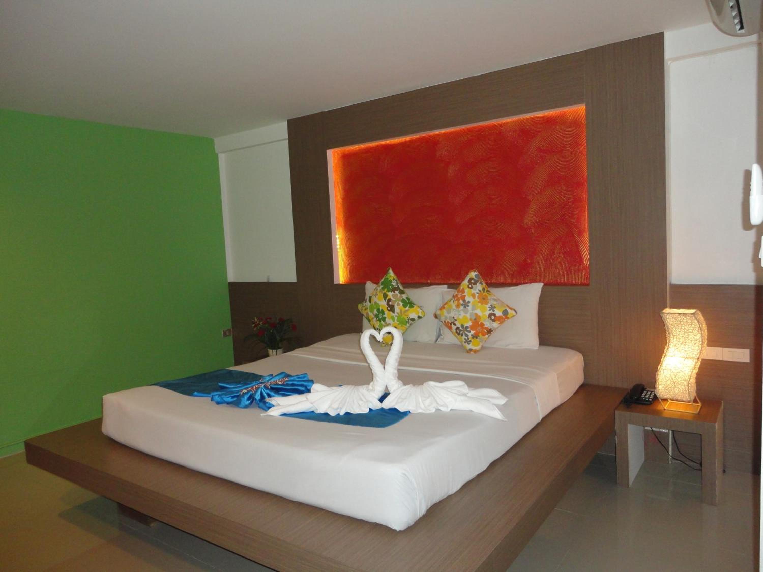 La Moon At Phuket - SHA Extra Plus
