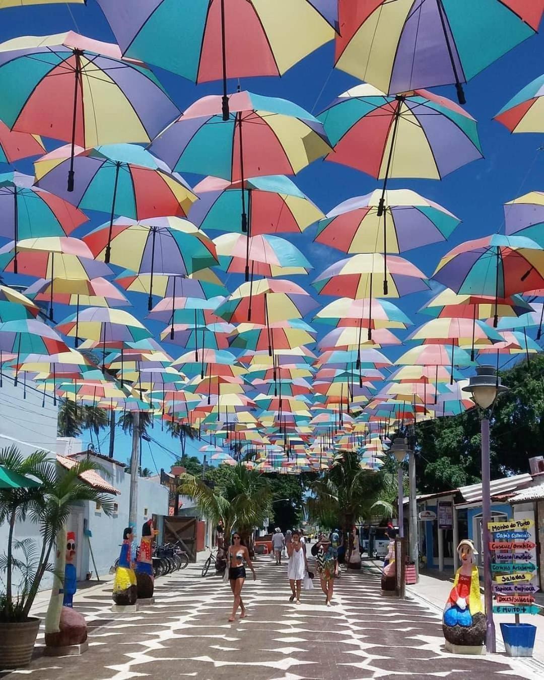 Casa de condomínio para 6 pessoas, tudo a pé, perto do centro e piscinas naturais
