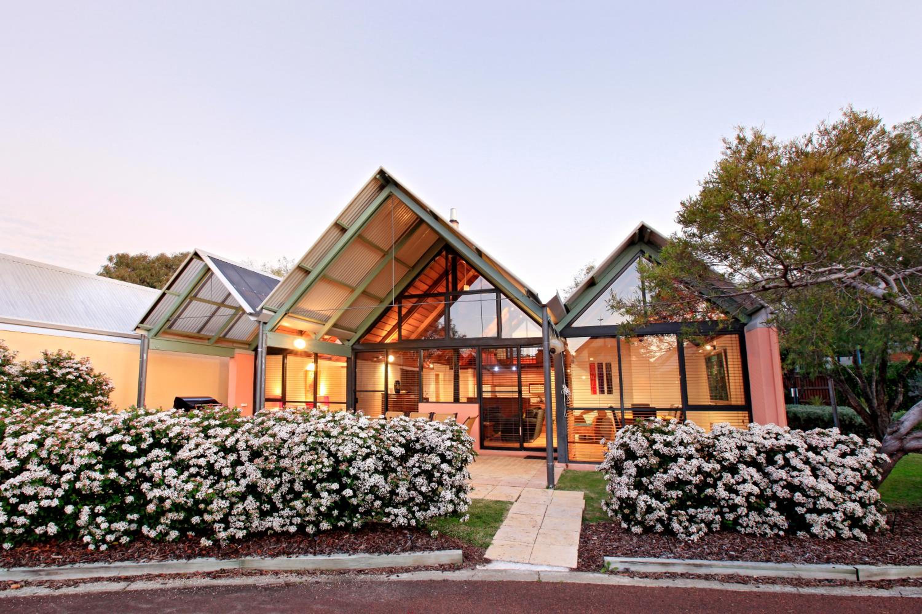 Whalers Cove Villas
