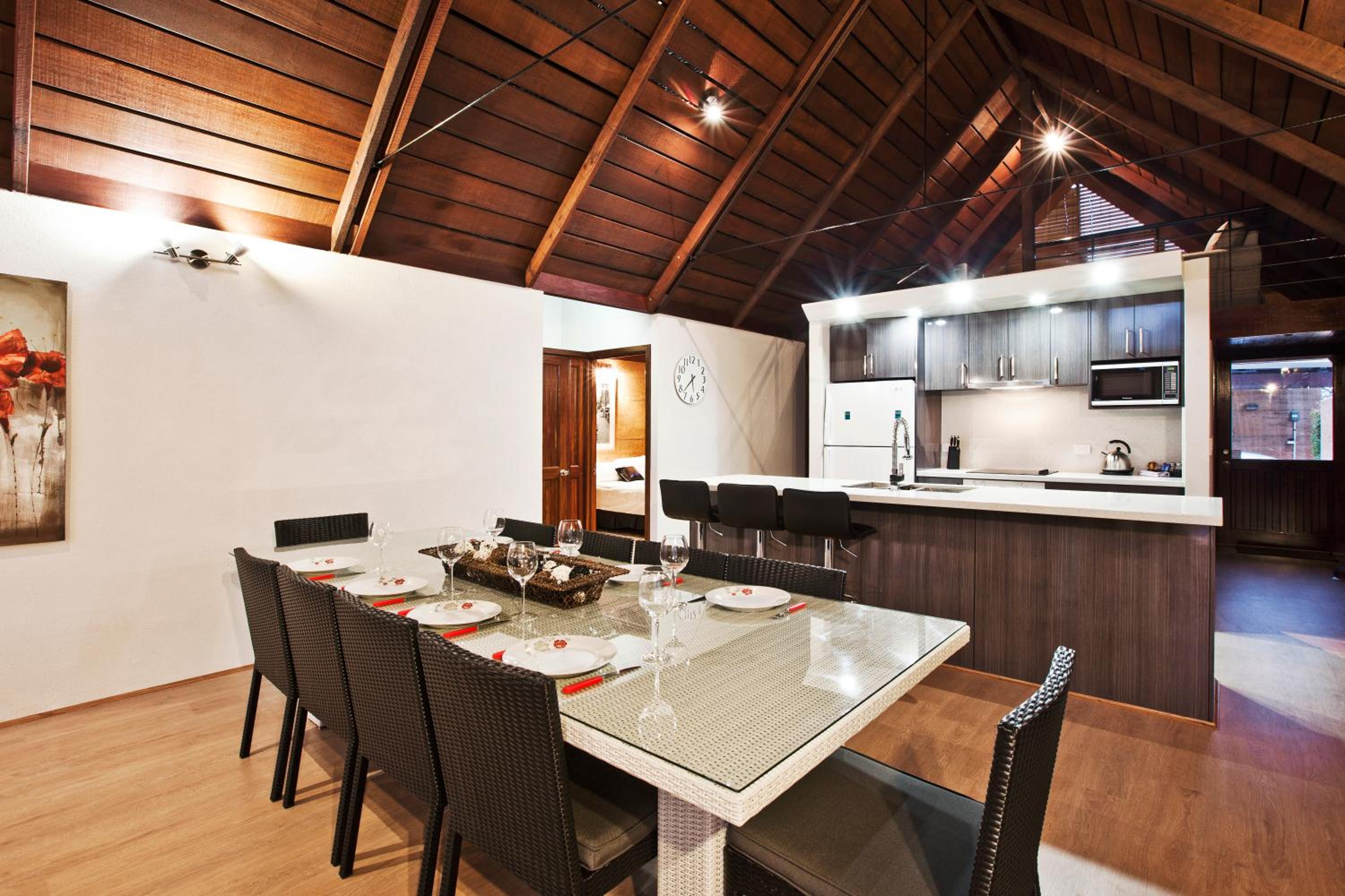 Whalers Cove Villas