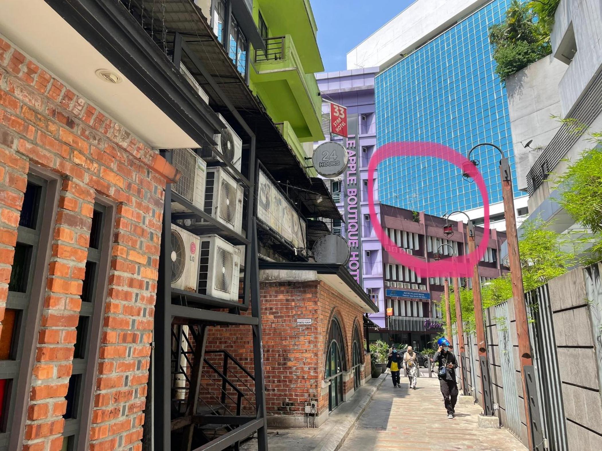 Digital Nomad House KL Bukit Bintang - 24&7 Coworking Access Included