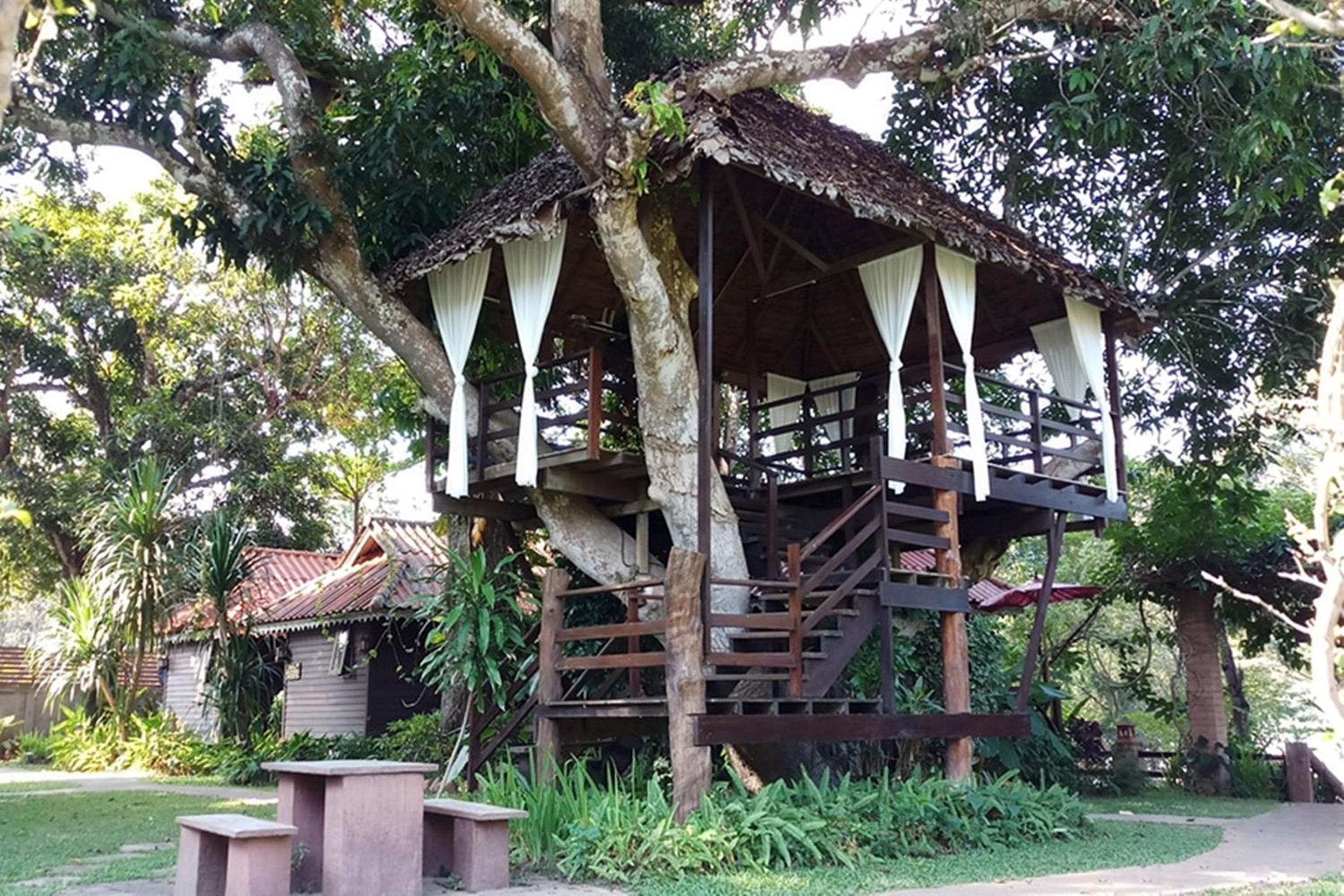 Banviewnam Camping & Resort