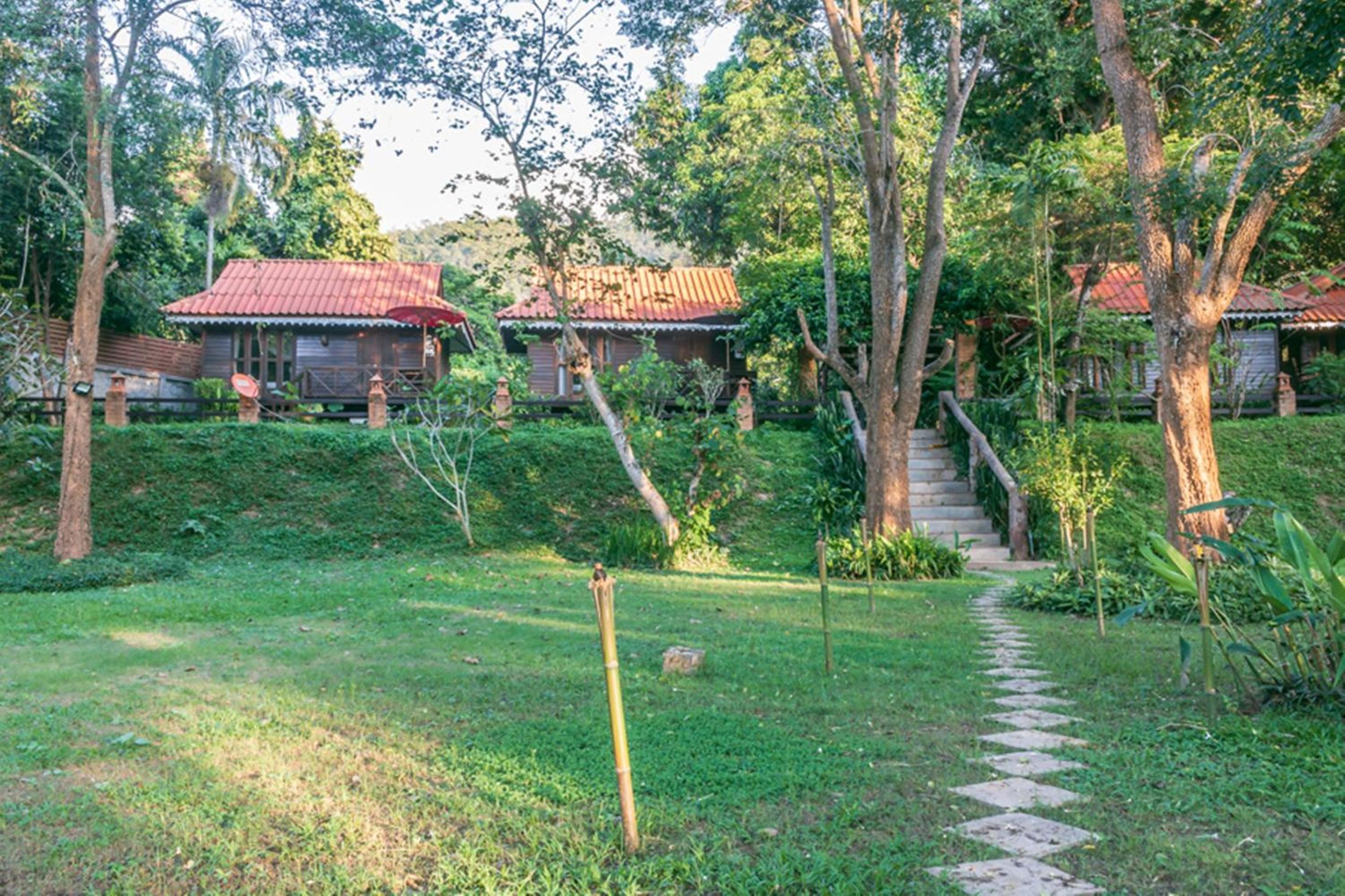 Banviewnam Camping & Resort