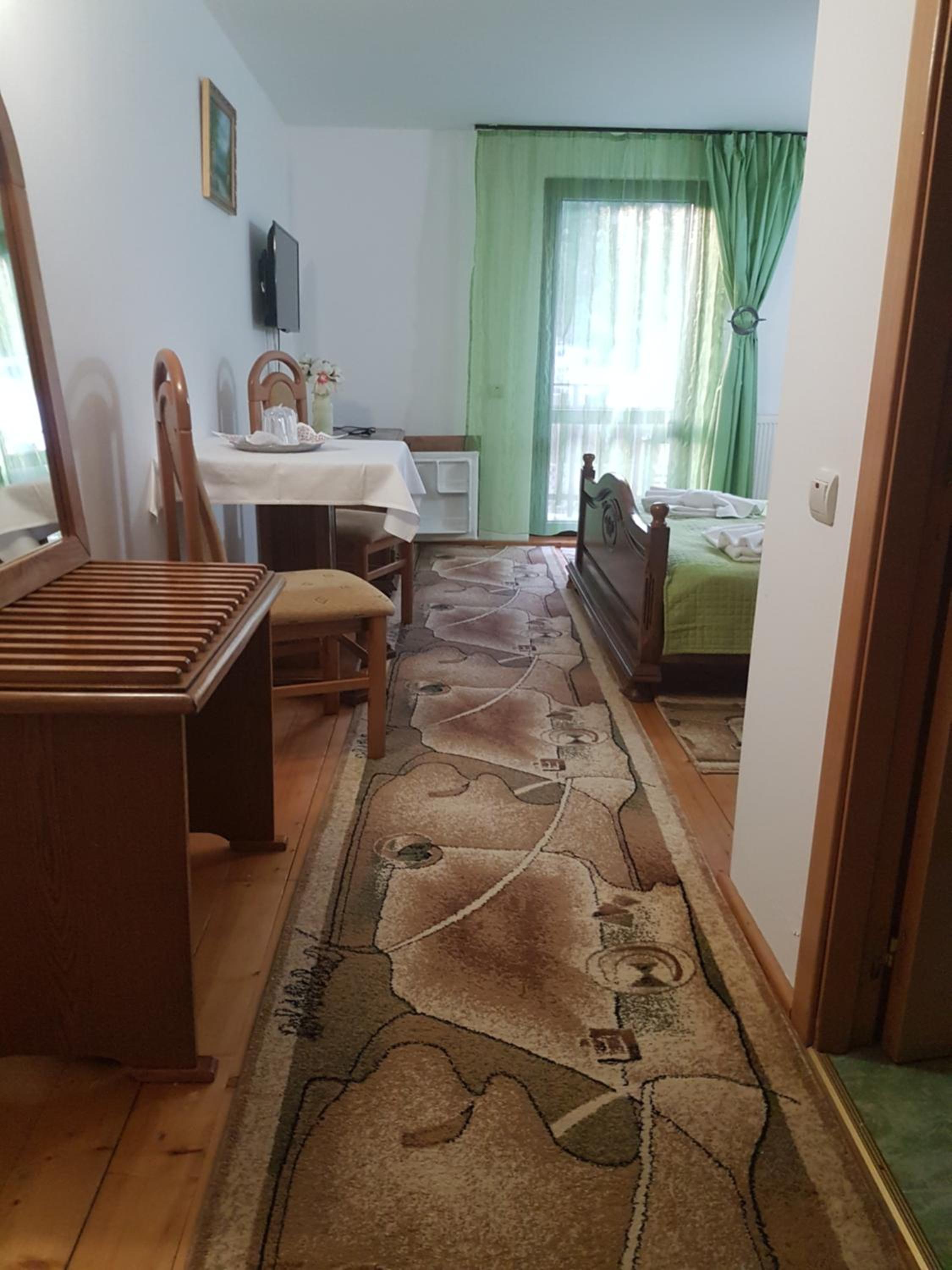 Grandemi Belvedere Bucovina view 2