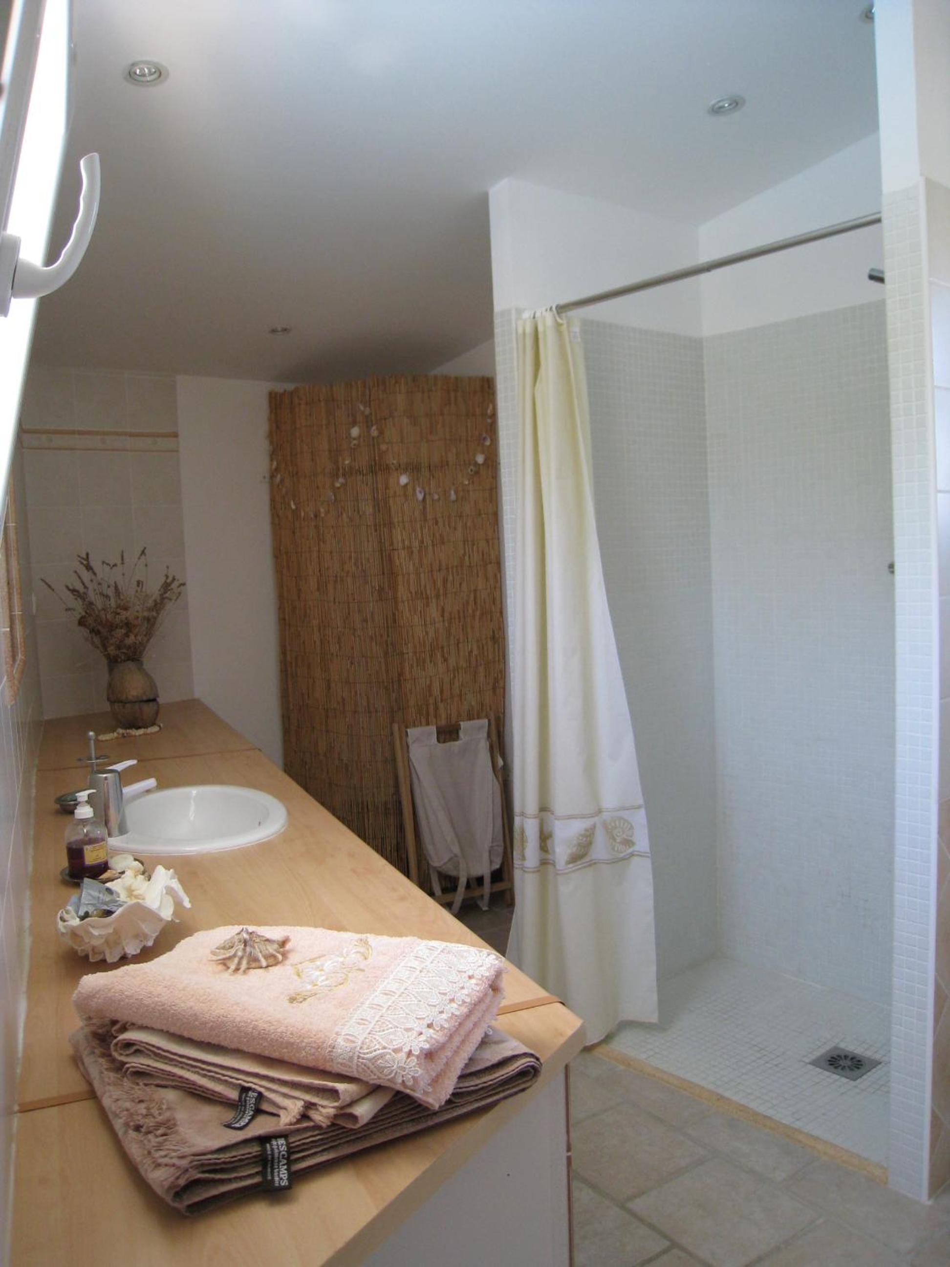 Photo 32