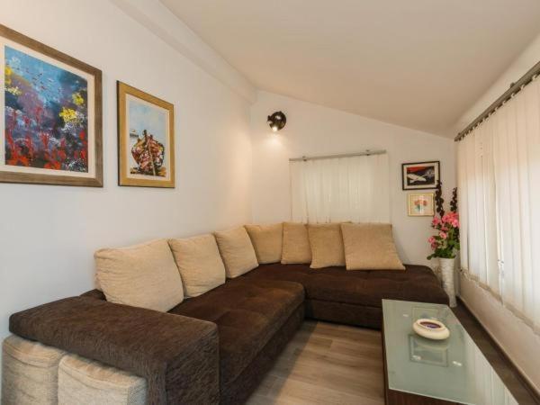 Apartments Roda