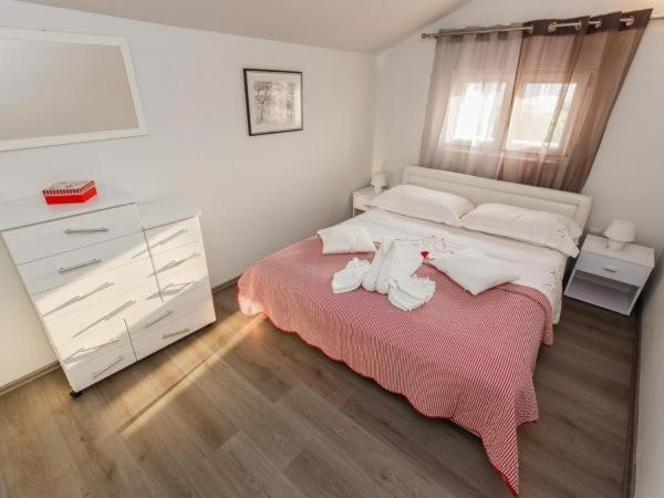 Apartments Roda