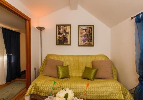 Apartments Roda