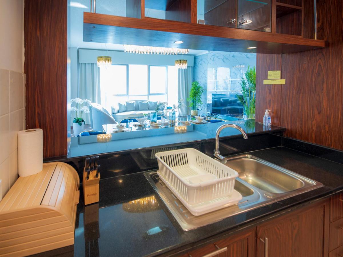 FIRST CLASS 2BR with full DUBAI DOWNTOWN SKYLINE view