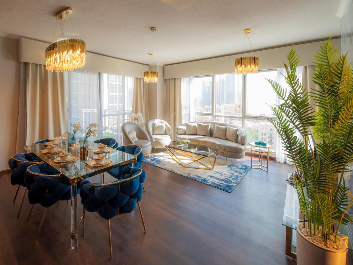 Hotel FIRST CLASS 2BR with full DUBAI DOWNTOWN SKYLINE view - Image 1