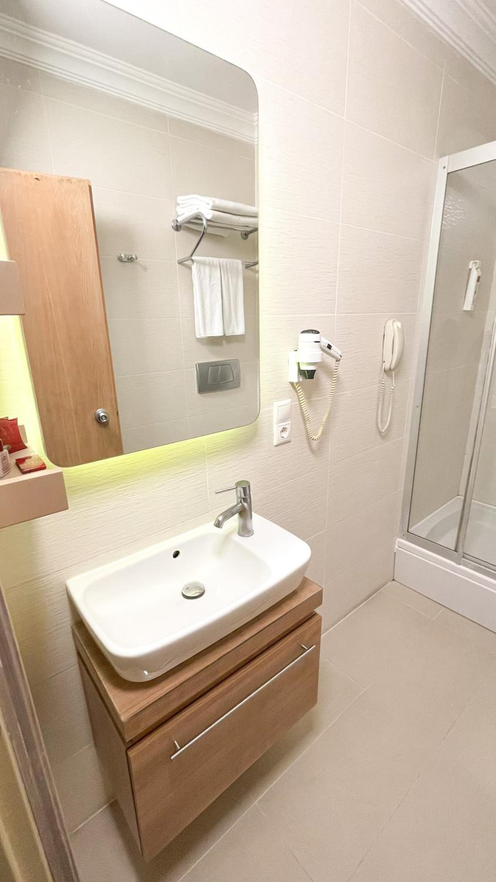 Sude Konak - Image 85