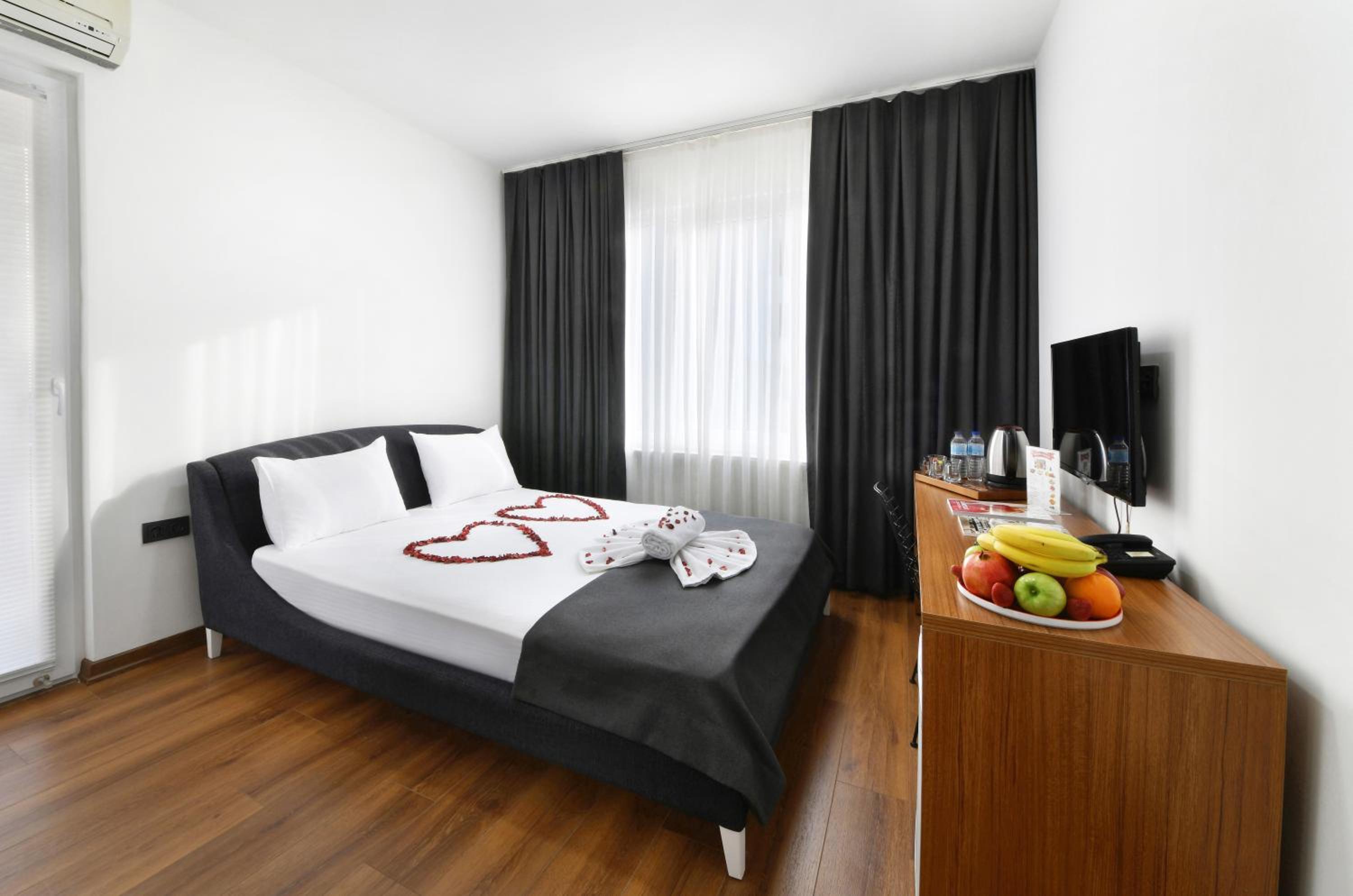 Nish Suites Atasehir - Image 38