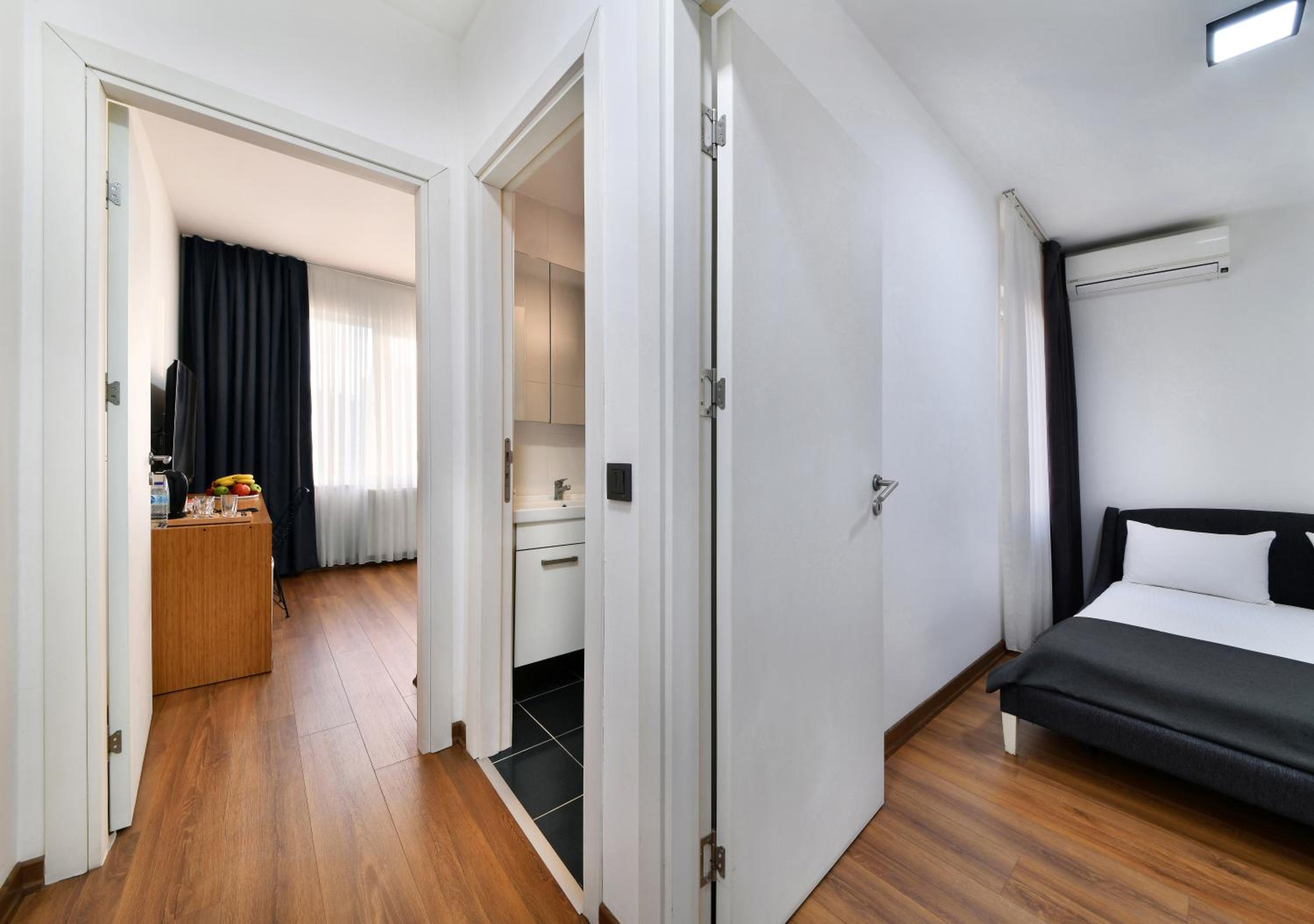 Nish Suites Atasehir - Image 45