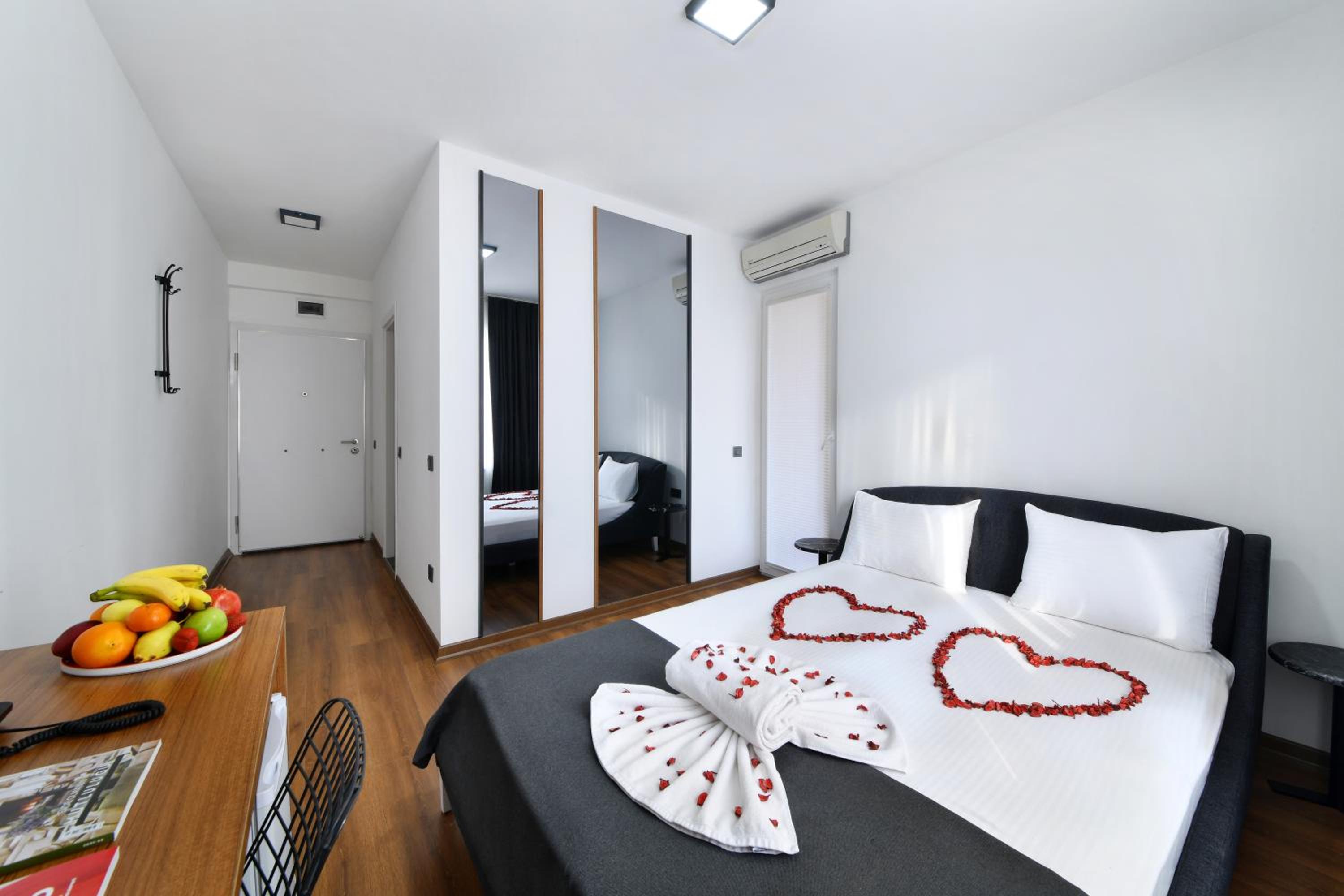 Nish Suites Atasehir - Image 49
