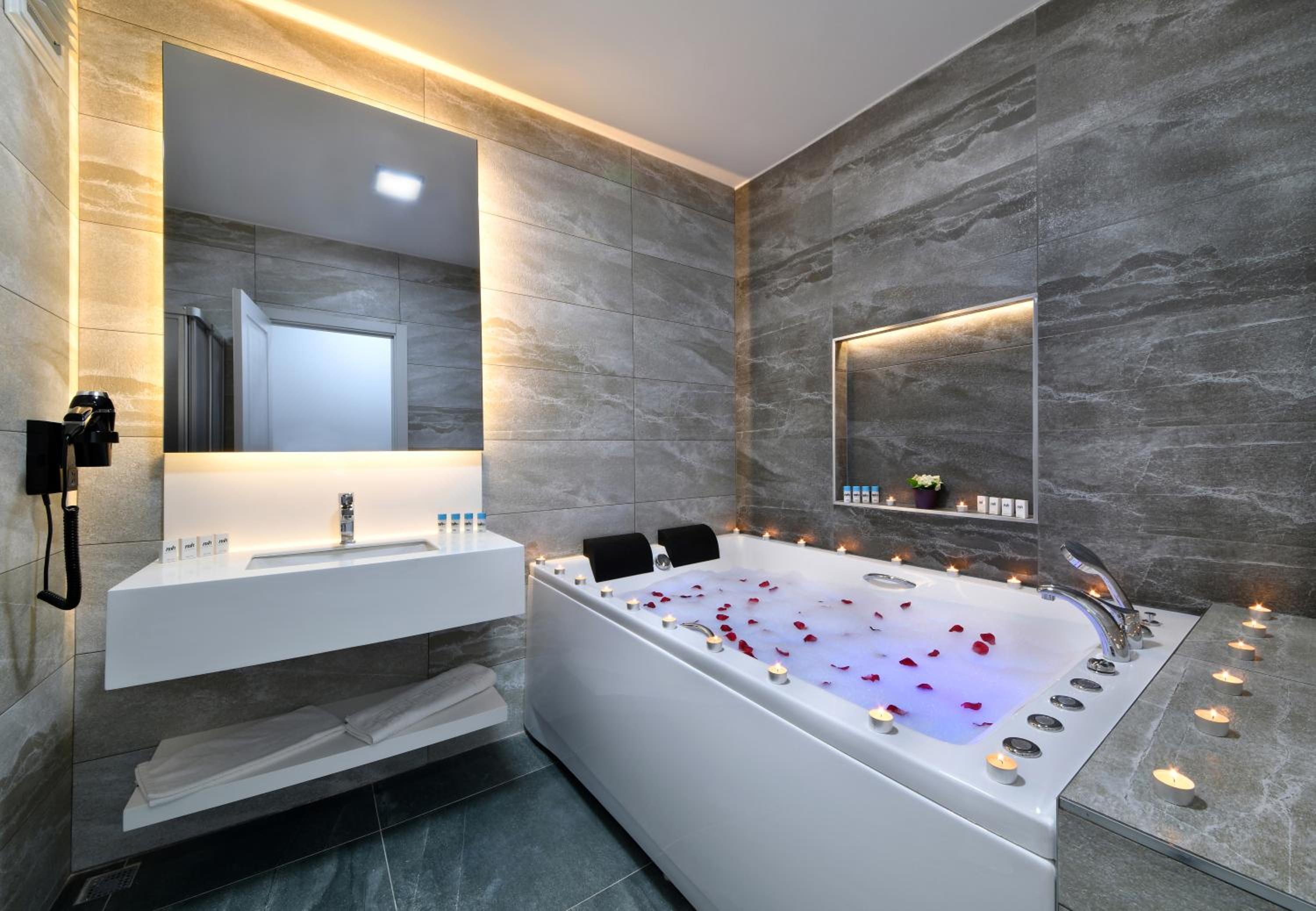 Nish Suites Atasehir - Image 75