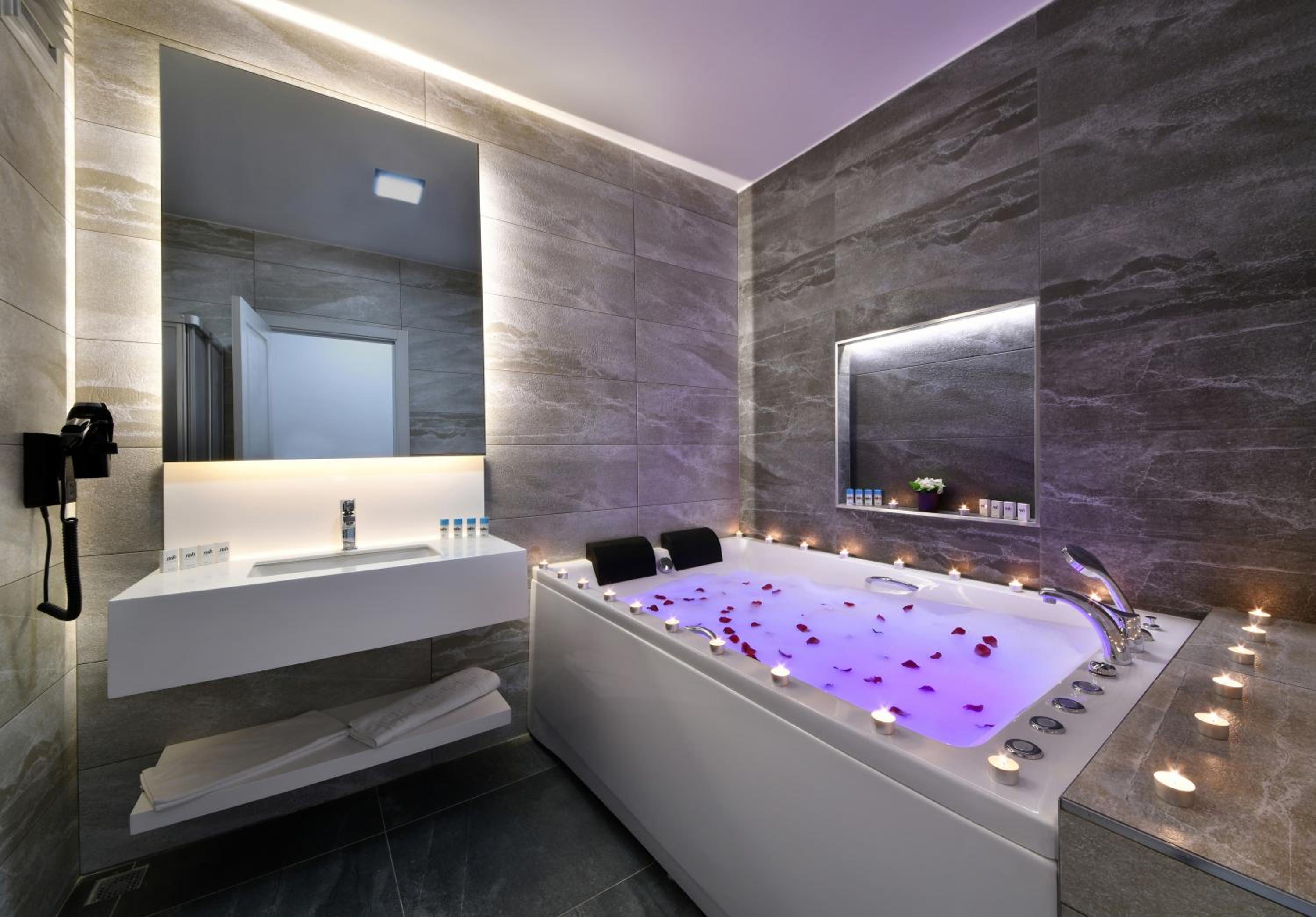 Nish Suites Atasehir - Image 68