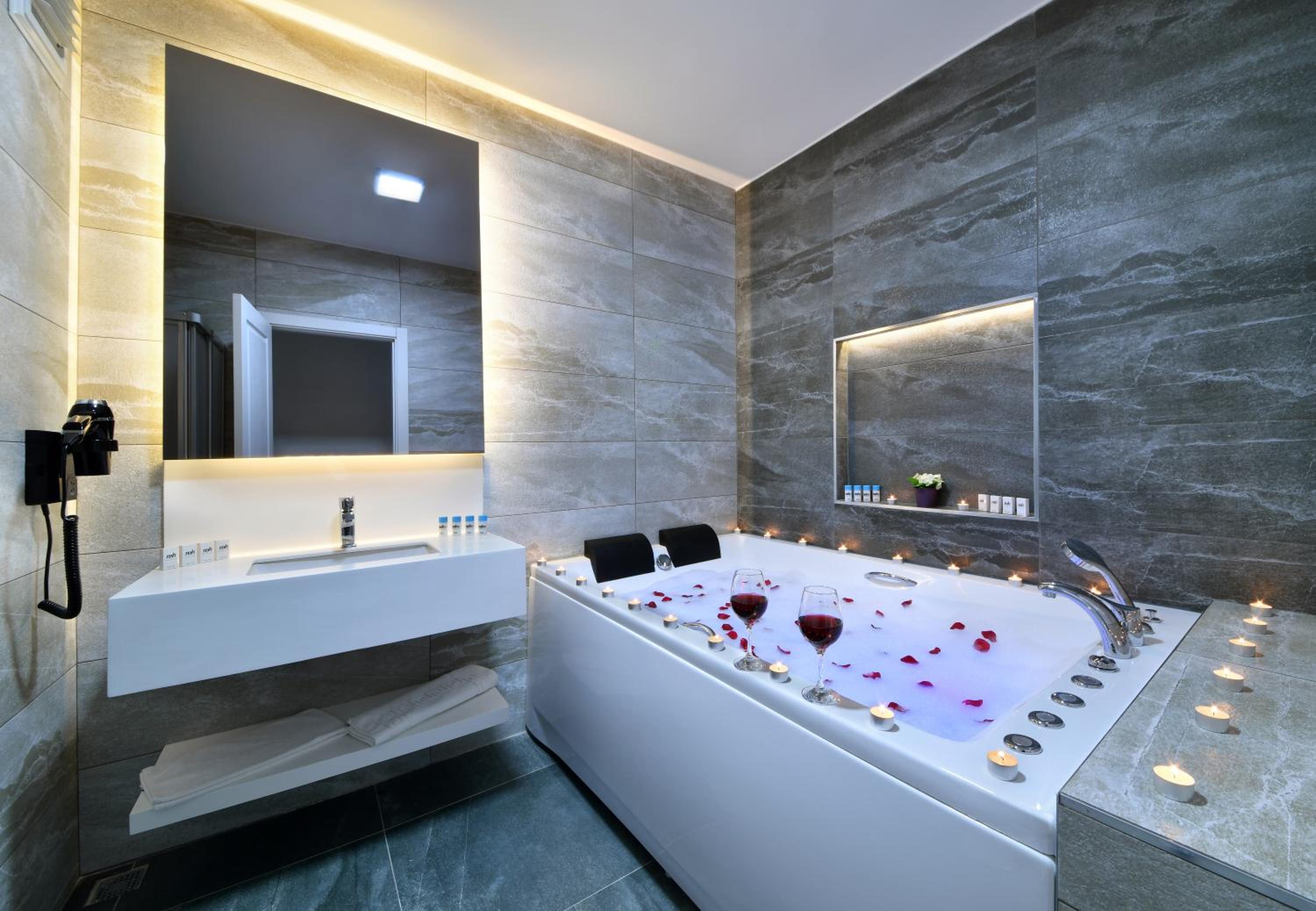 Nish Suites Atasehir - Image 74