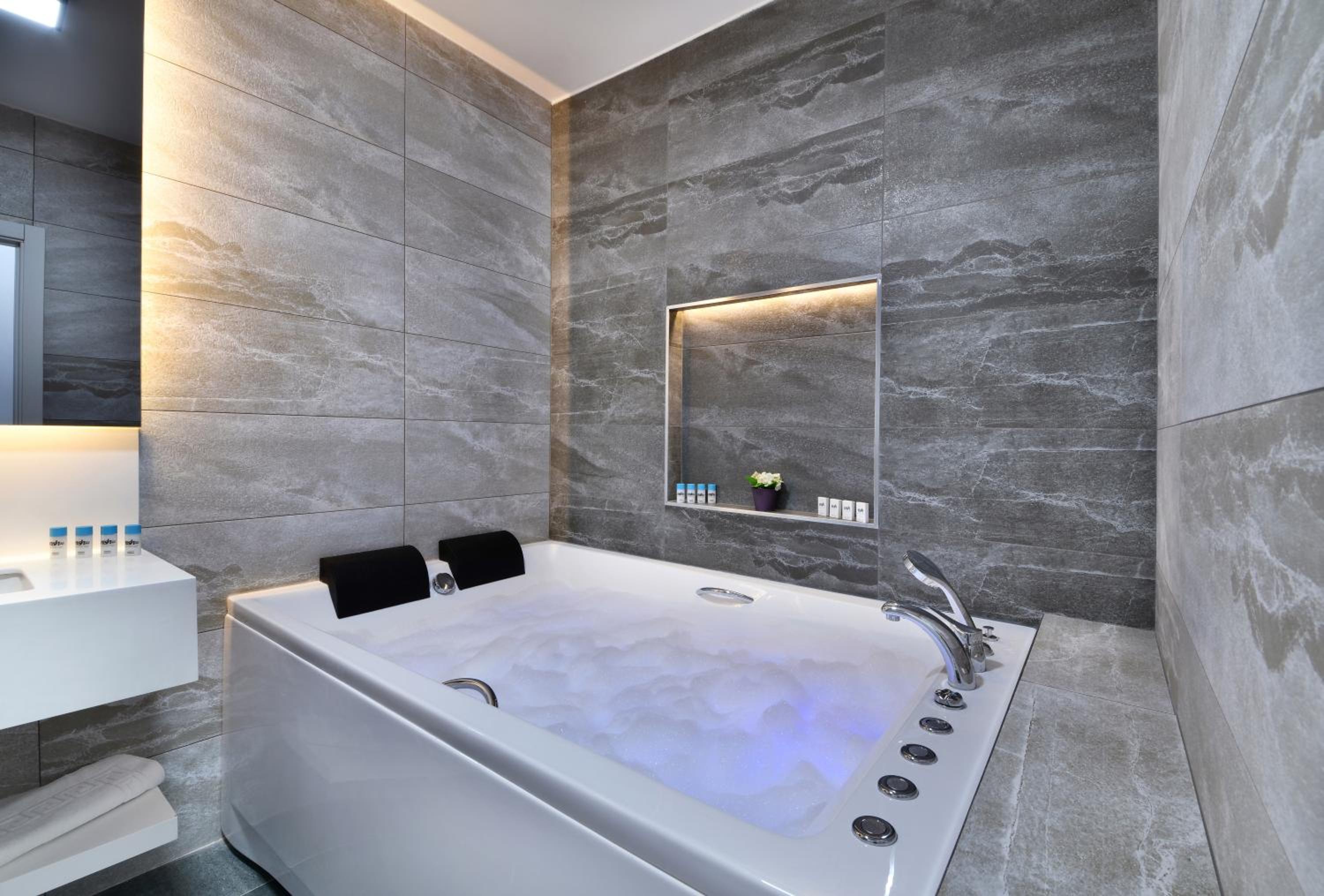 Nish Suites Atasehir - Image 77