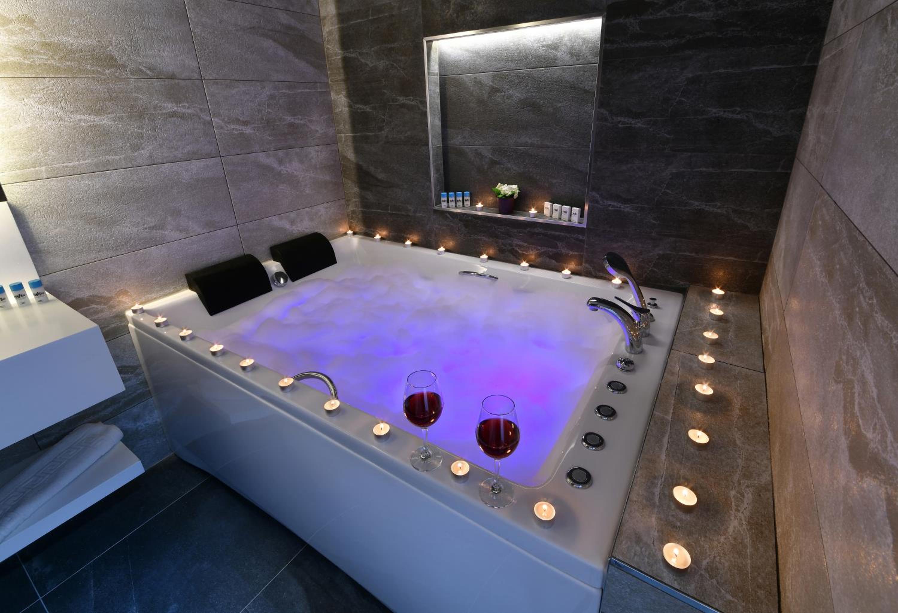 Nish Suites Atasehir - Image 80