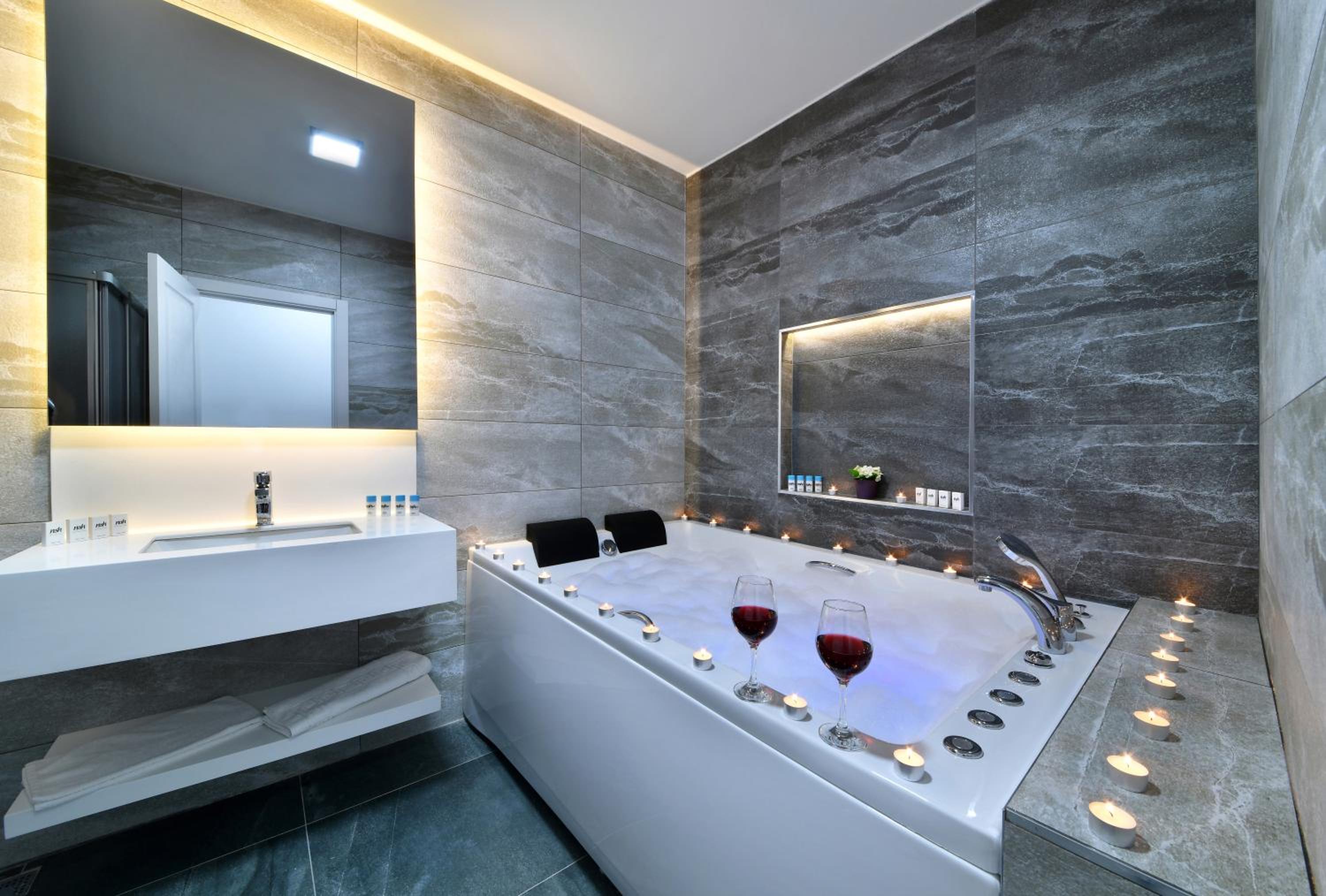 Nish Suites Atasehir - Image 84