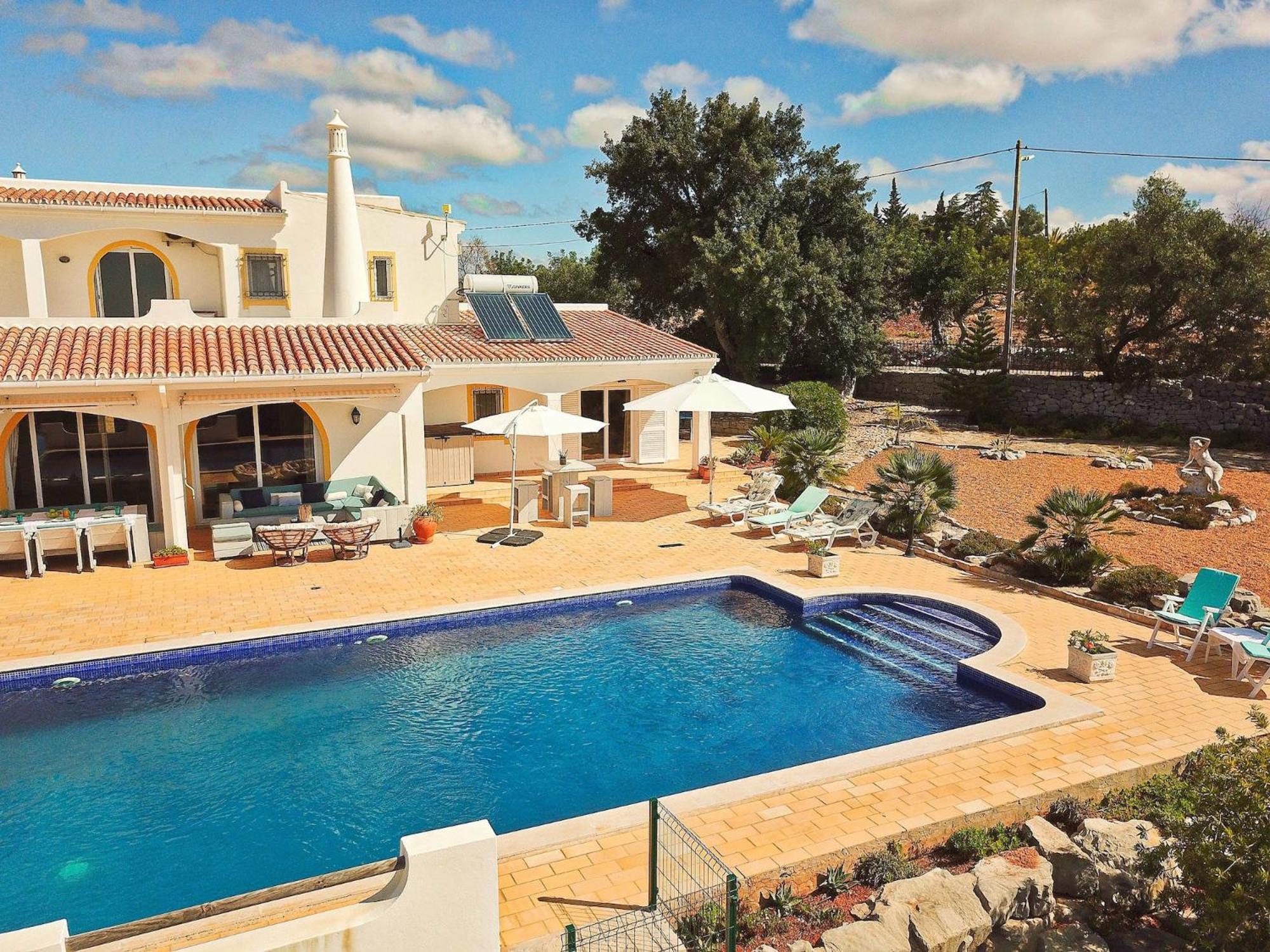 Villa Santa Barbara by Portucasa view 5