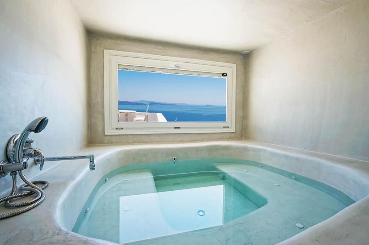 The Ivory Suite in Santorini view 5