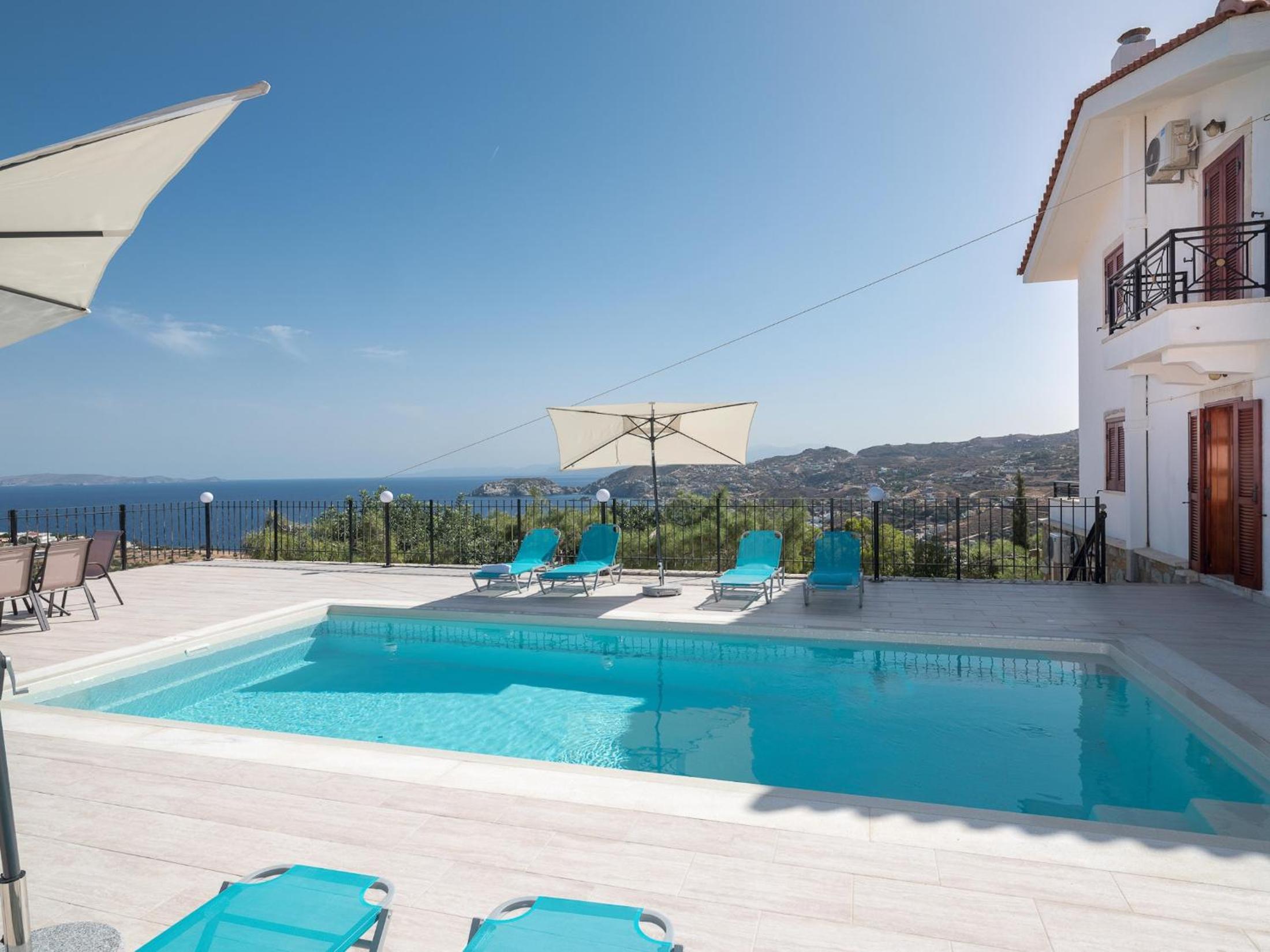 Villa Aura Pine photo 3