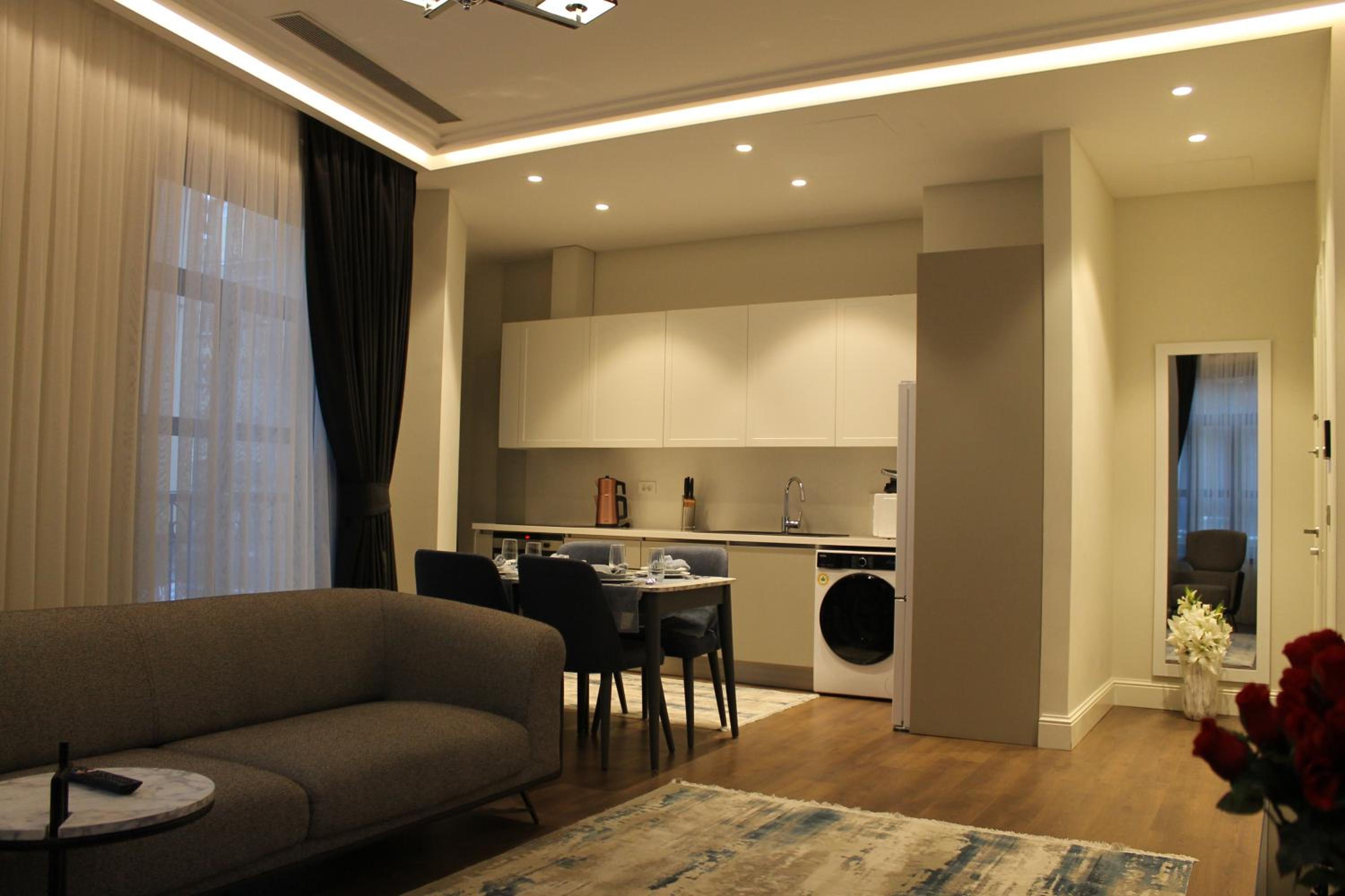 Garlon Residence - Image 84