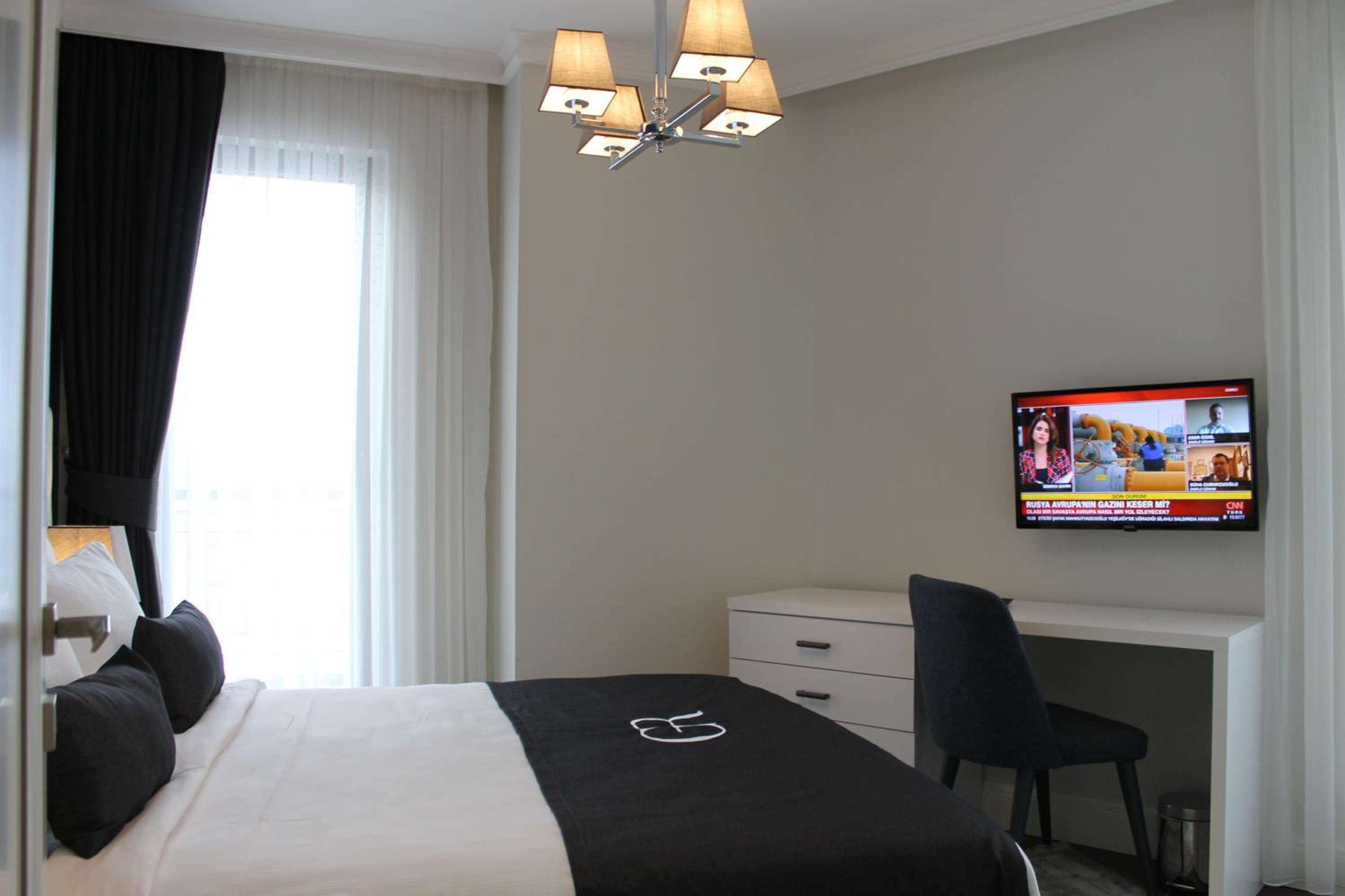 Garlon Residence - Image 93