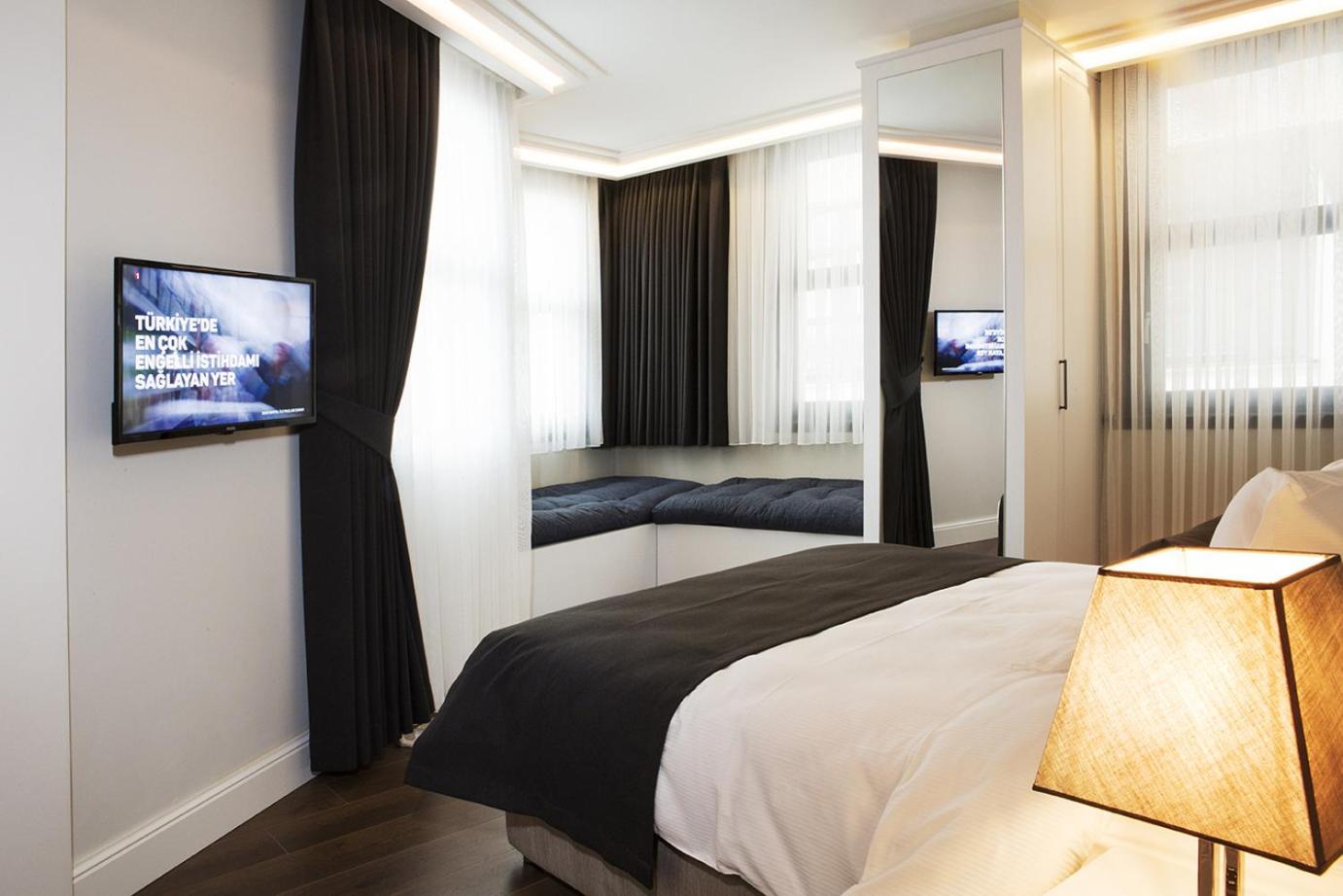 Garlon Residence - Image 100