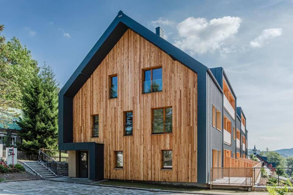 APARTMÁNY PADESÁTKA - Polední Kameny