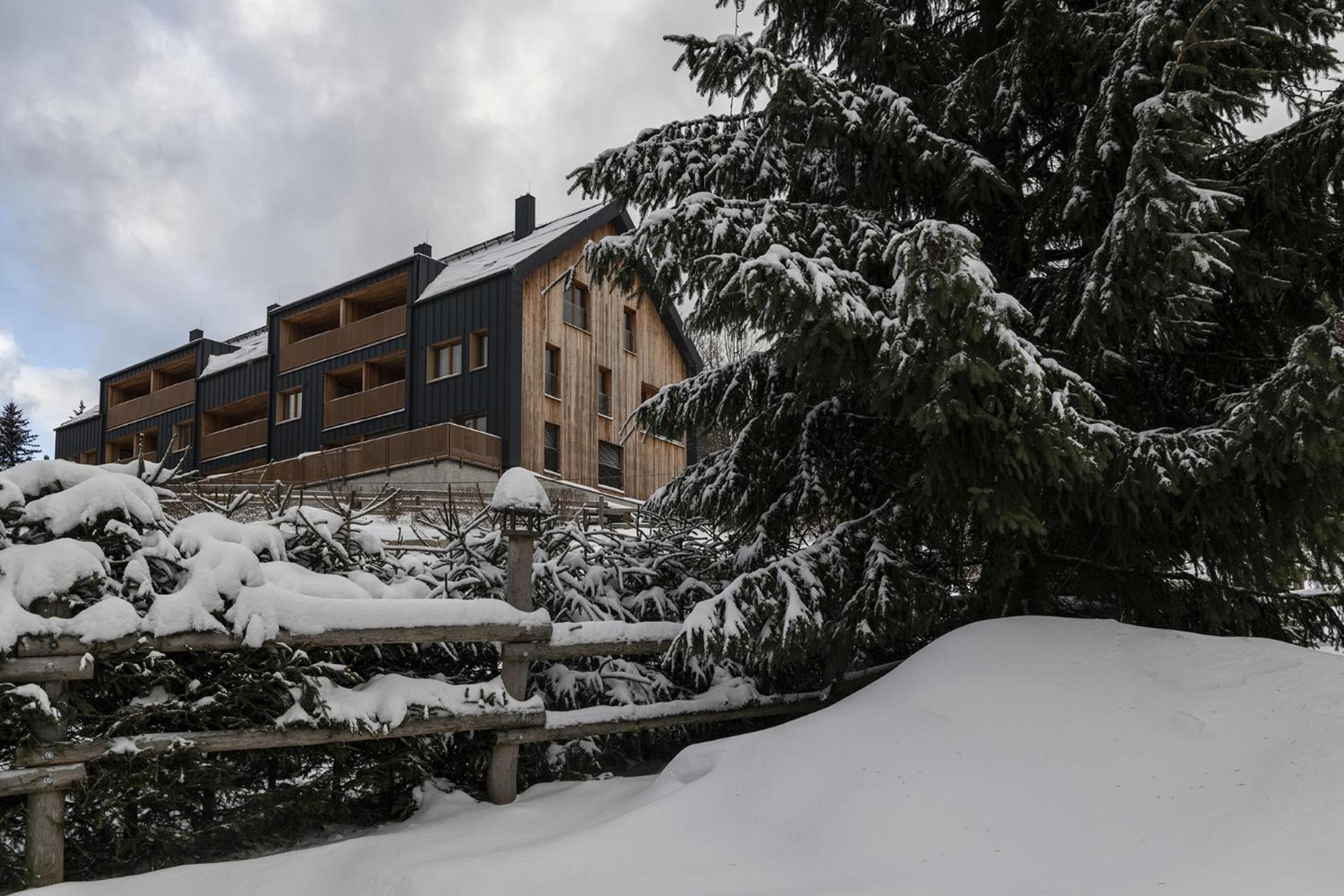 APARTMÁNY PADESÁTKA - Polední Kameny